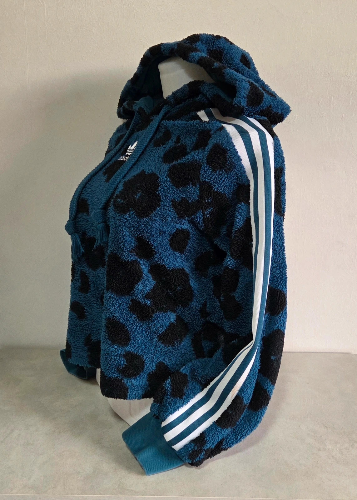 Pull sweat woody capuche polaire Adidas léopard taille XS/S – adidas – taille XS / 34 / 6 3