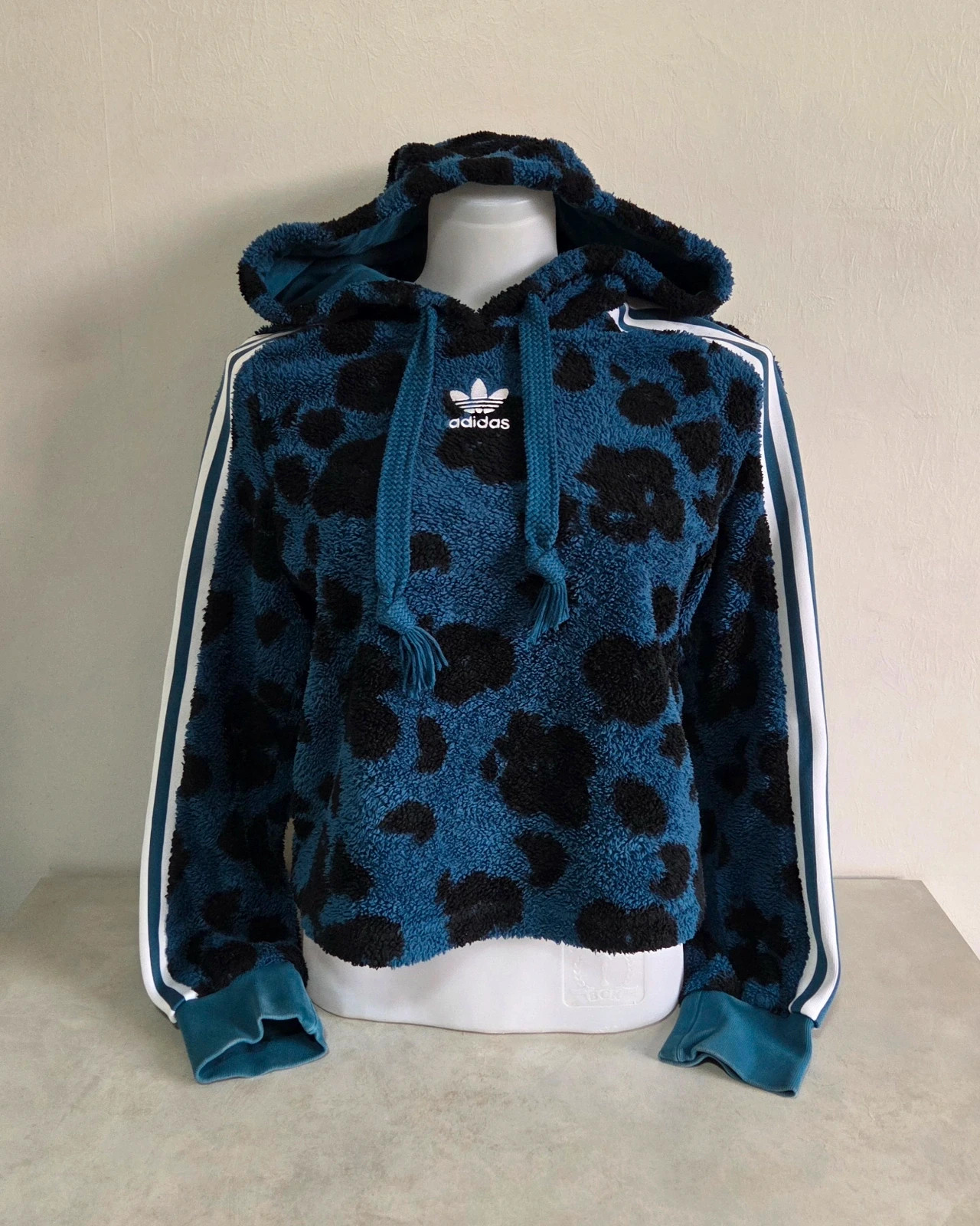 Pull sweat woody capuche polaire Adidas léopard taille XS/S – adidas – taille XS / 34 / 6