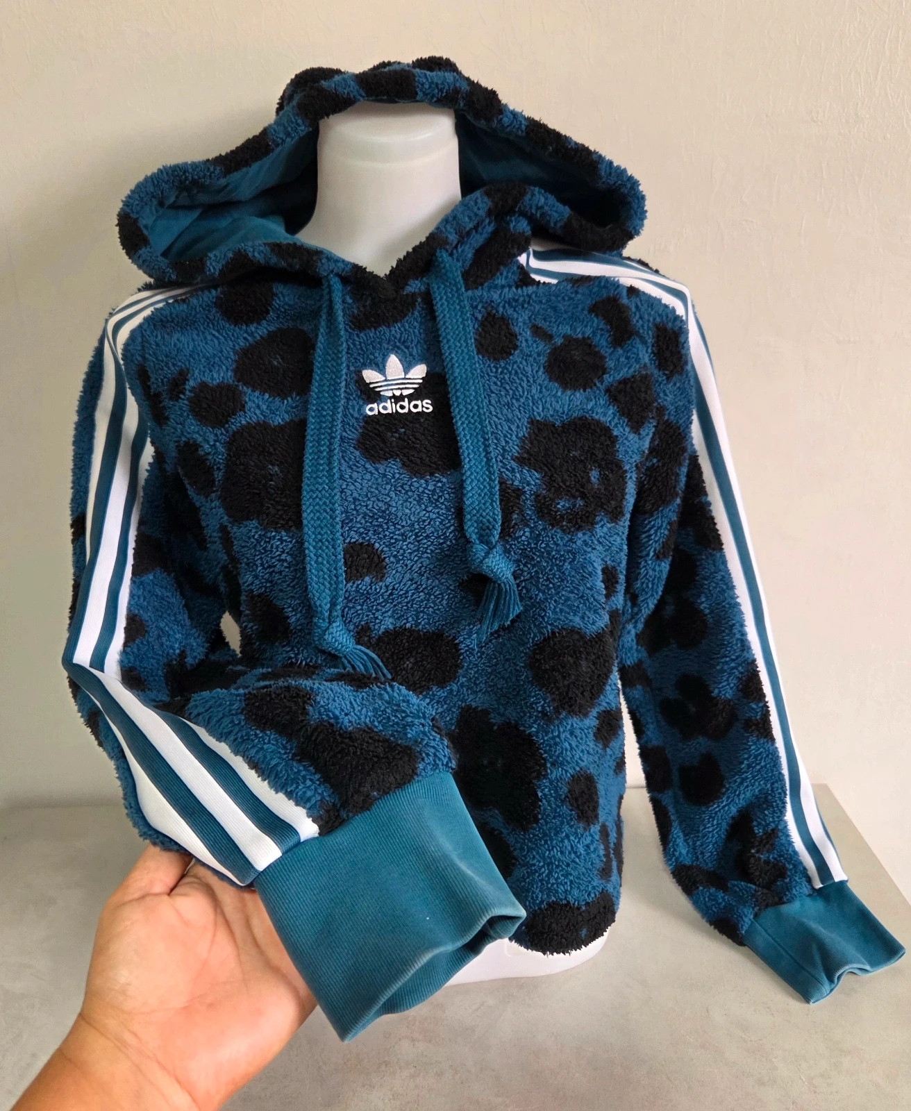 Pull sweat woody capuche polaire Adidas léopard taille XS/S – adidas – taille XS / 34 / 6 4