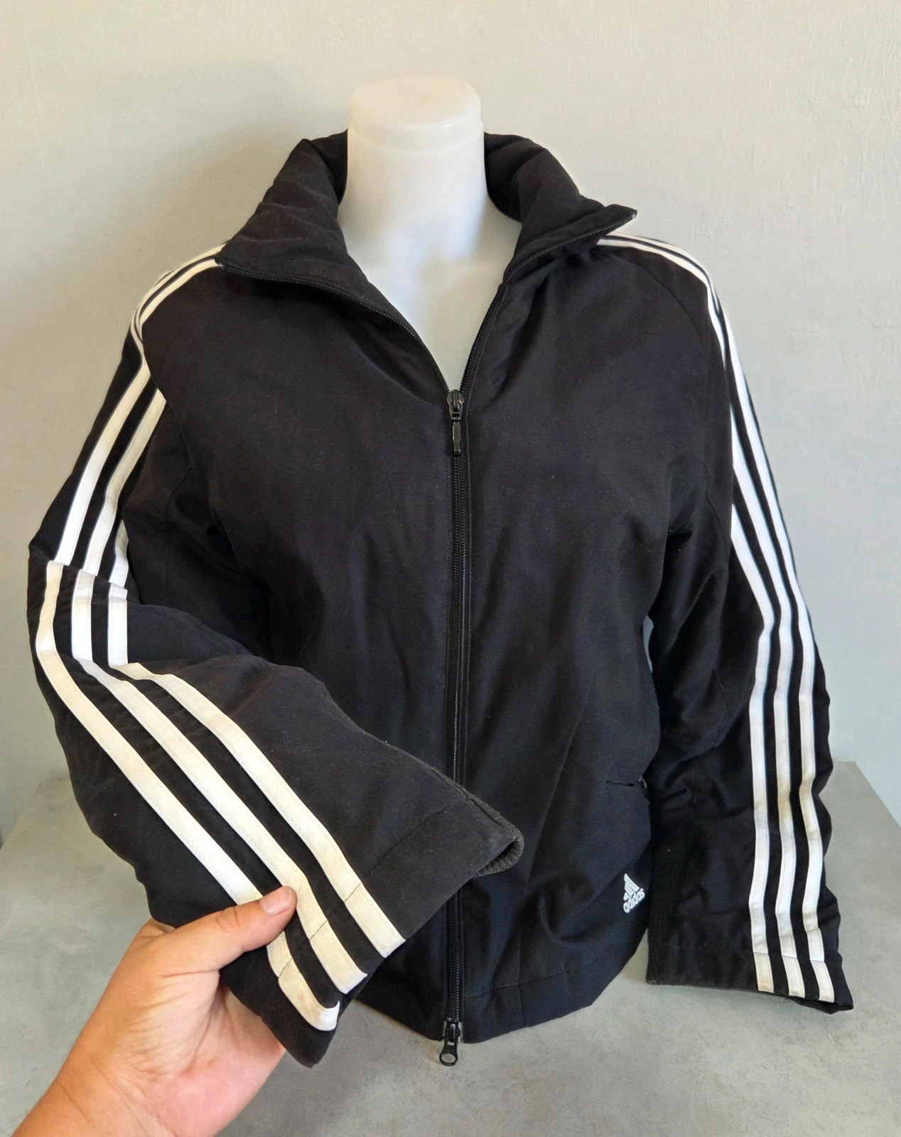 Blouson doudoune manteau léger Adidas femme cintré taille 40/L – adidas – taille L / 40 / 12 5