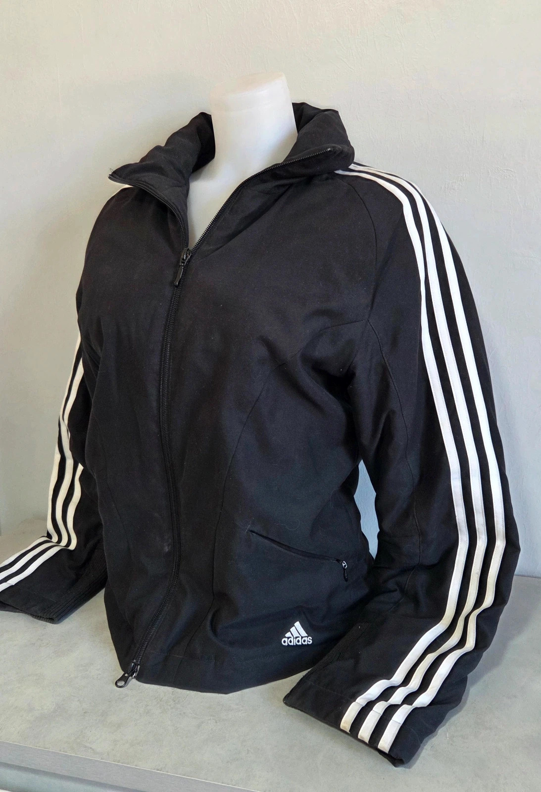 Blouson doudoune manteau léger Adidas femme cintré taille 40/L – adidas – taille L / 40 / 12