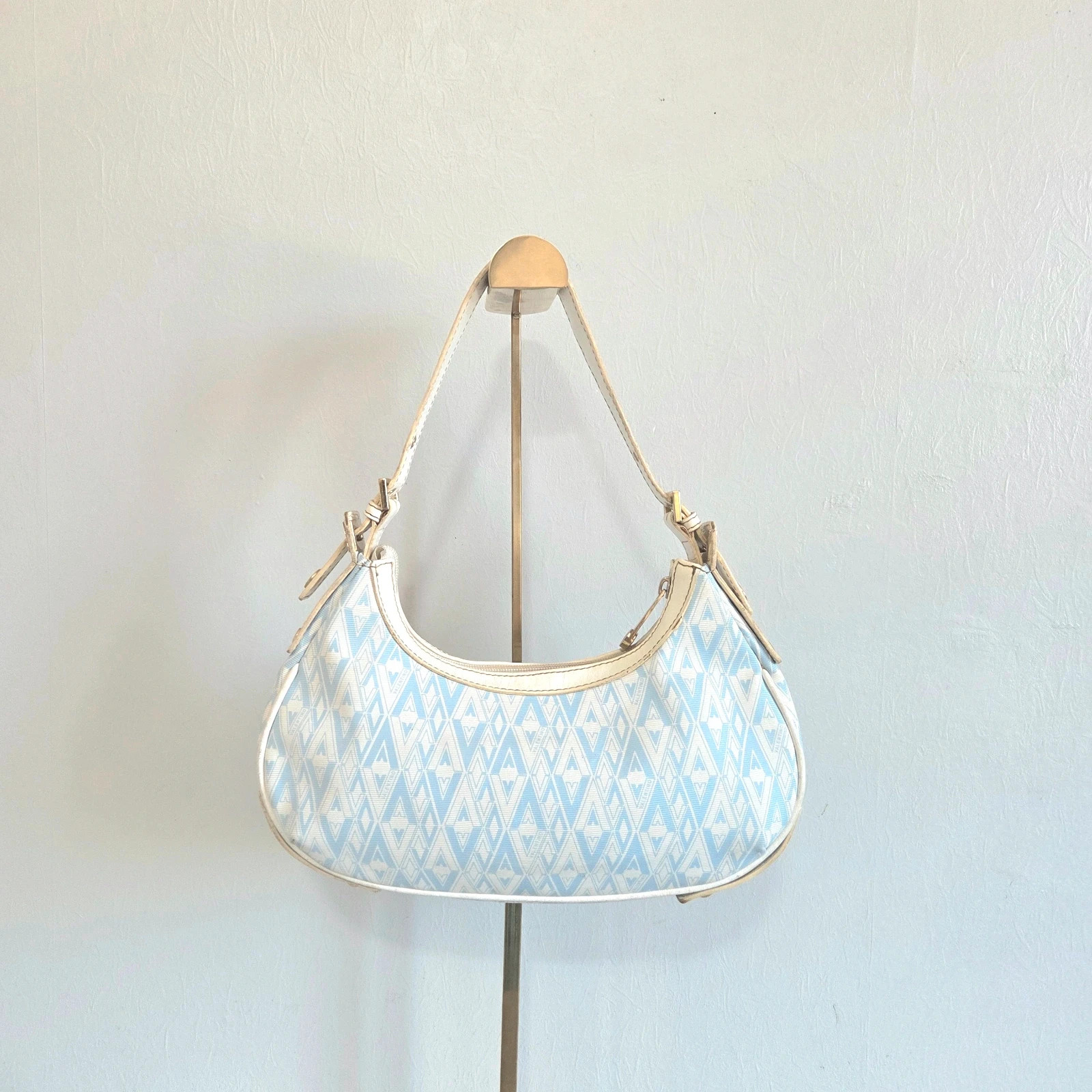 Sac a main baguette Mario Valentino Modèle vintage crème blanc bleu turquoise – Valentino 2