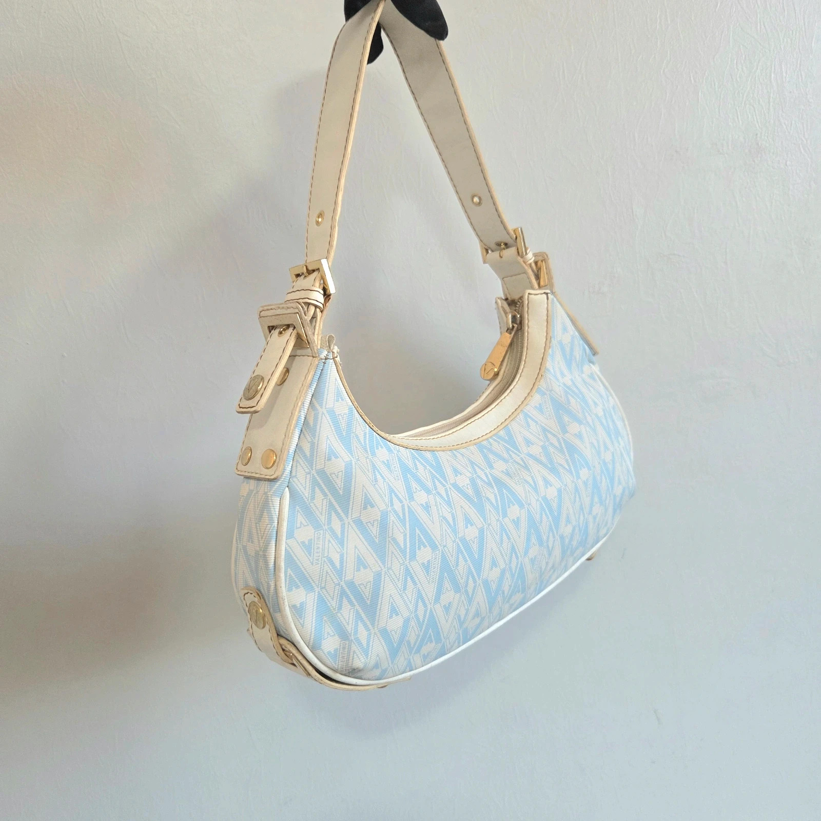 Sac a main baguette Mario Valentino Modèle vintage crème blanc bleu turquoise – Valentino 4