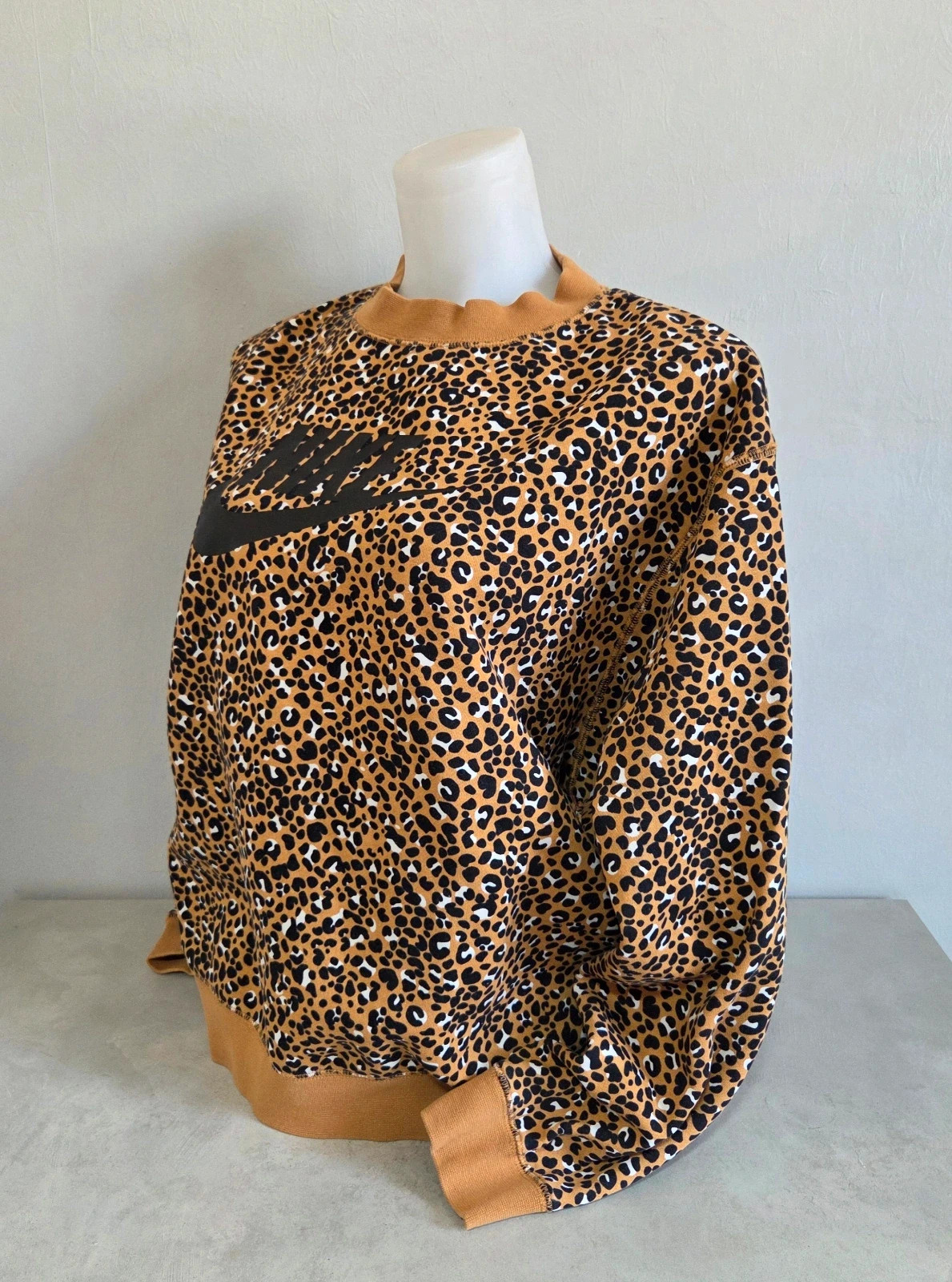 Pull sweat woody sweat-shirt vintage nike léopard taille S – Nike – taille S / 36 / 8 5