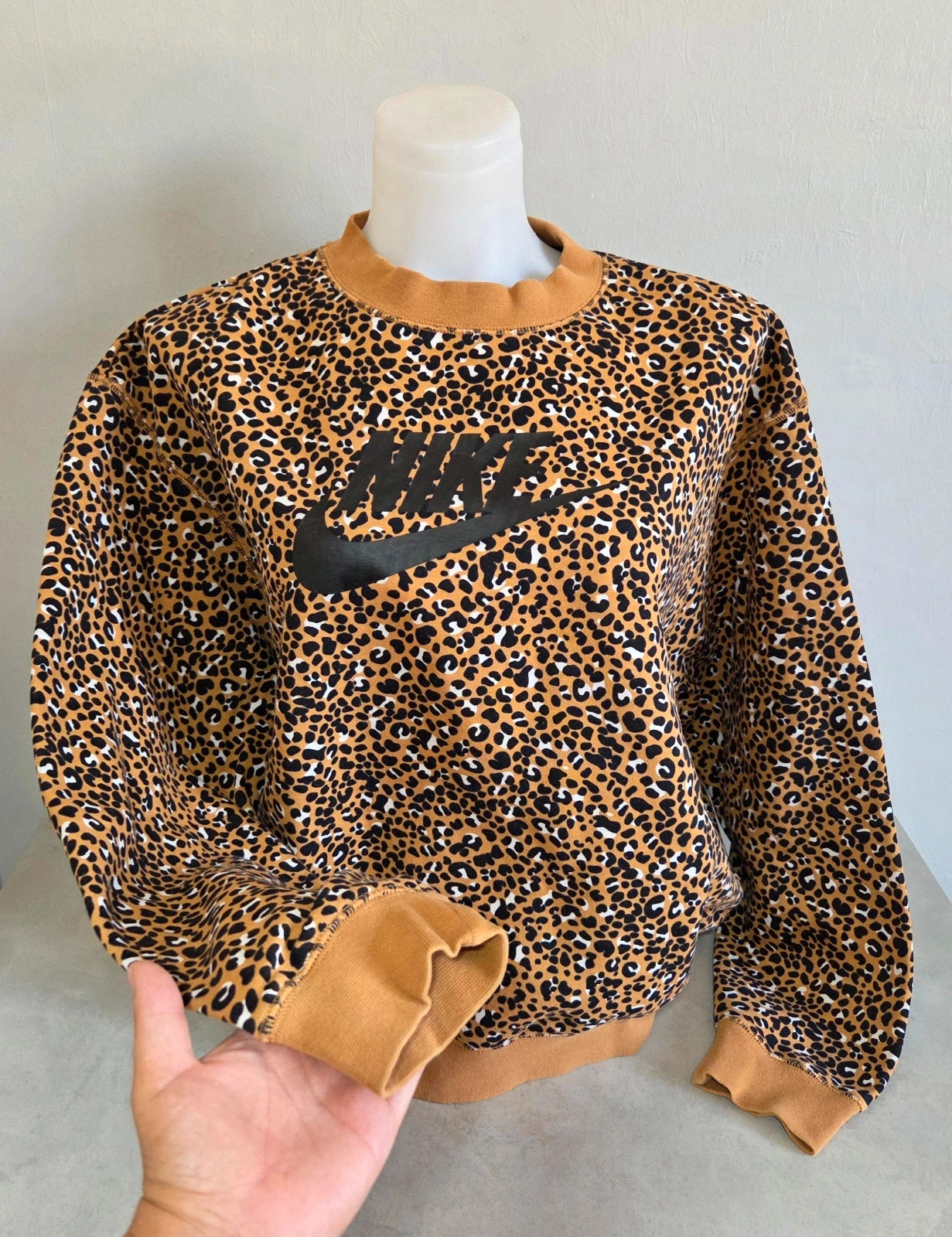 Pull sweat woody sweat-shirt vintage nike léopard taille S – Nike – taille S / 36 / 8 4