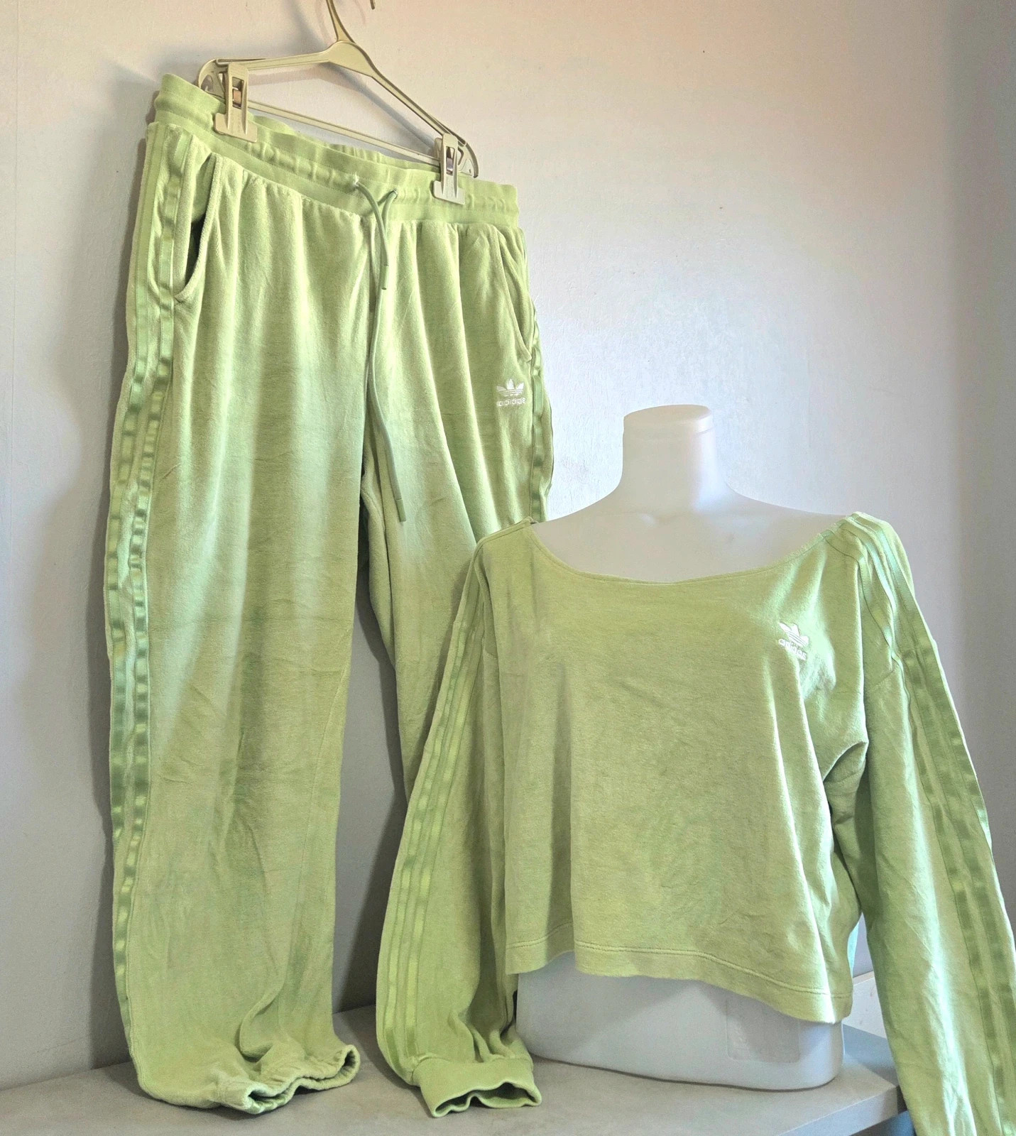 Ensemble survêtement jogging velours Adidas vintage vert pomme taille 44/46 – adidas – taille XXL / 44 / 16 2