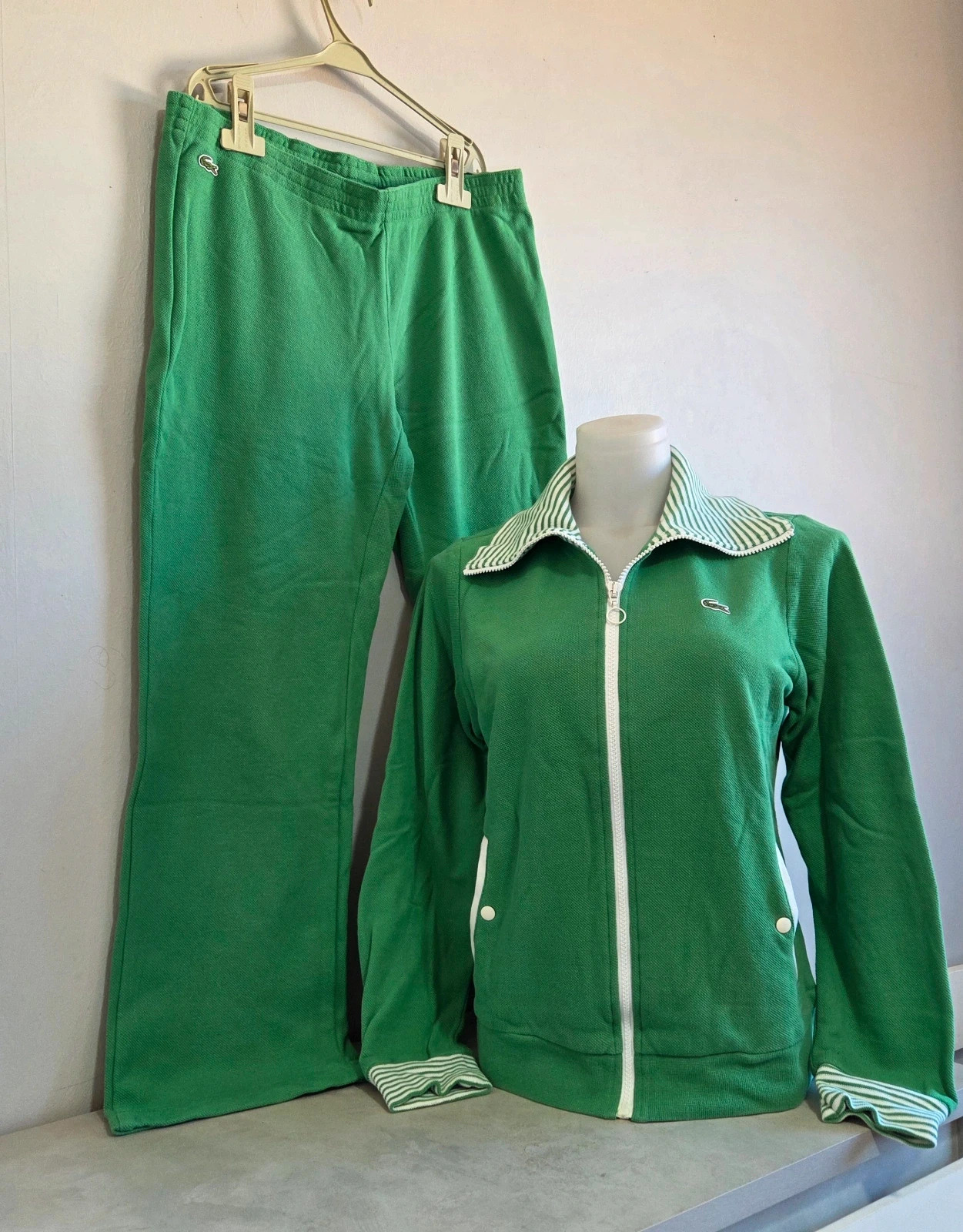 Ensemble survêtement jogging Lacoste vintage taille 40/L vert blanc – Lacoste – taille L / 40 / 12 2