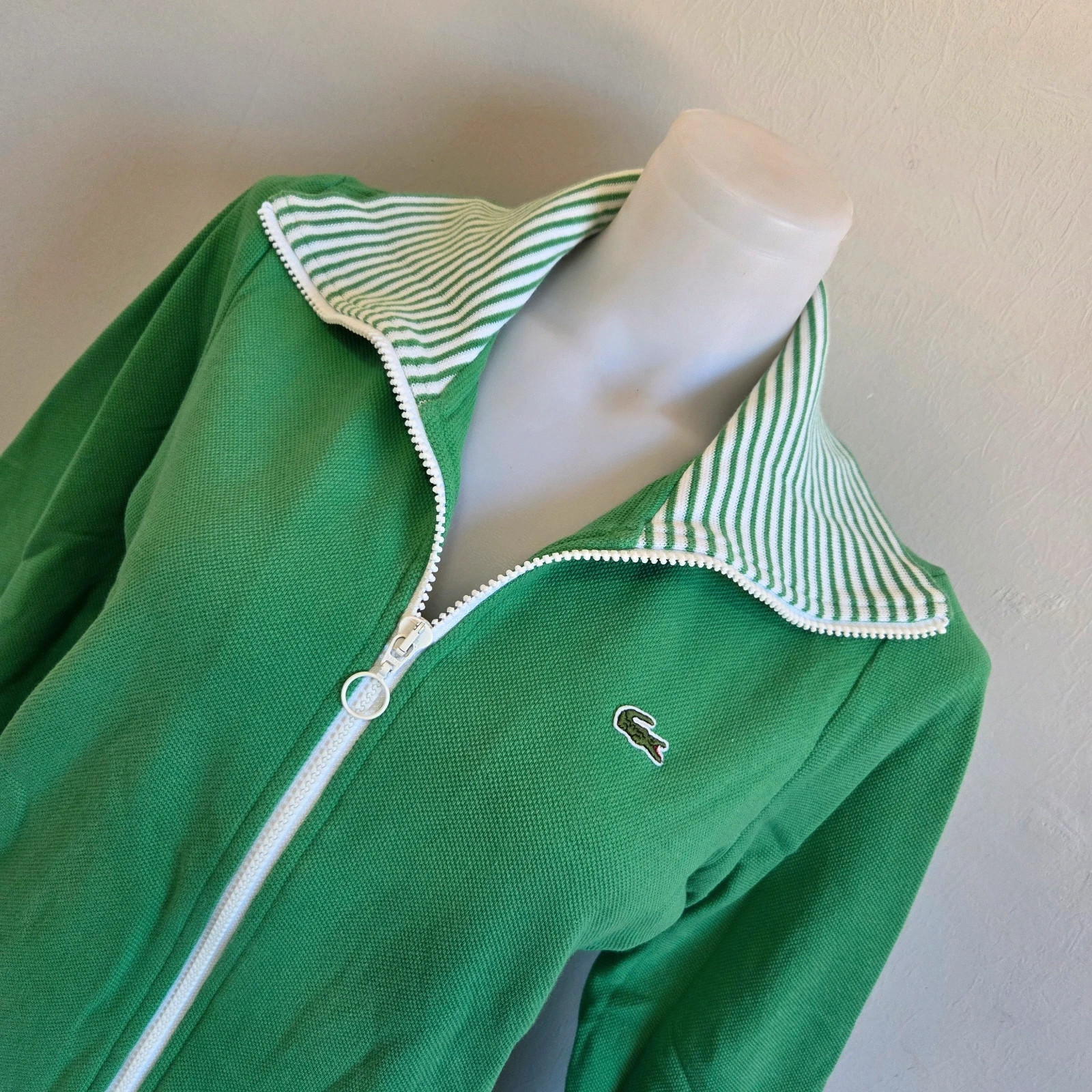 Ensemble survêtement jogging Lacoste vintage taille 40/L vert blanc – Lacoste – taille L / 40 / 12 4