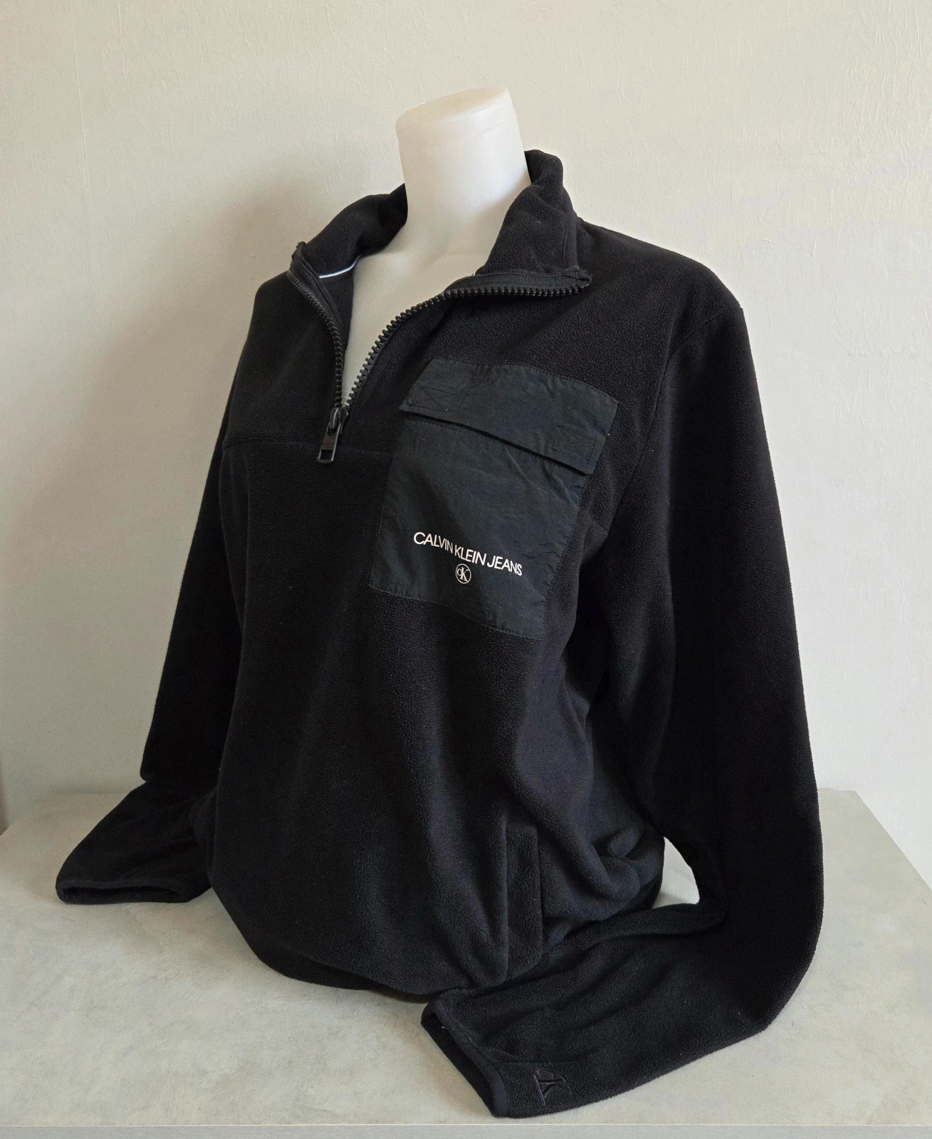 Pull sweat woody col zippé Calvin klein jeans taille M – Calvin Klein – taille M 2