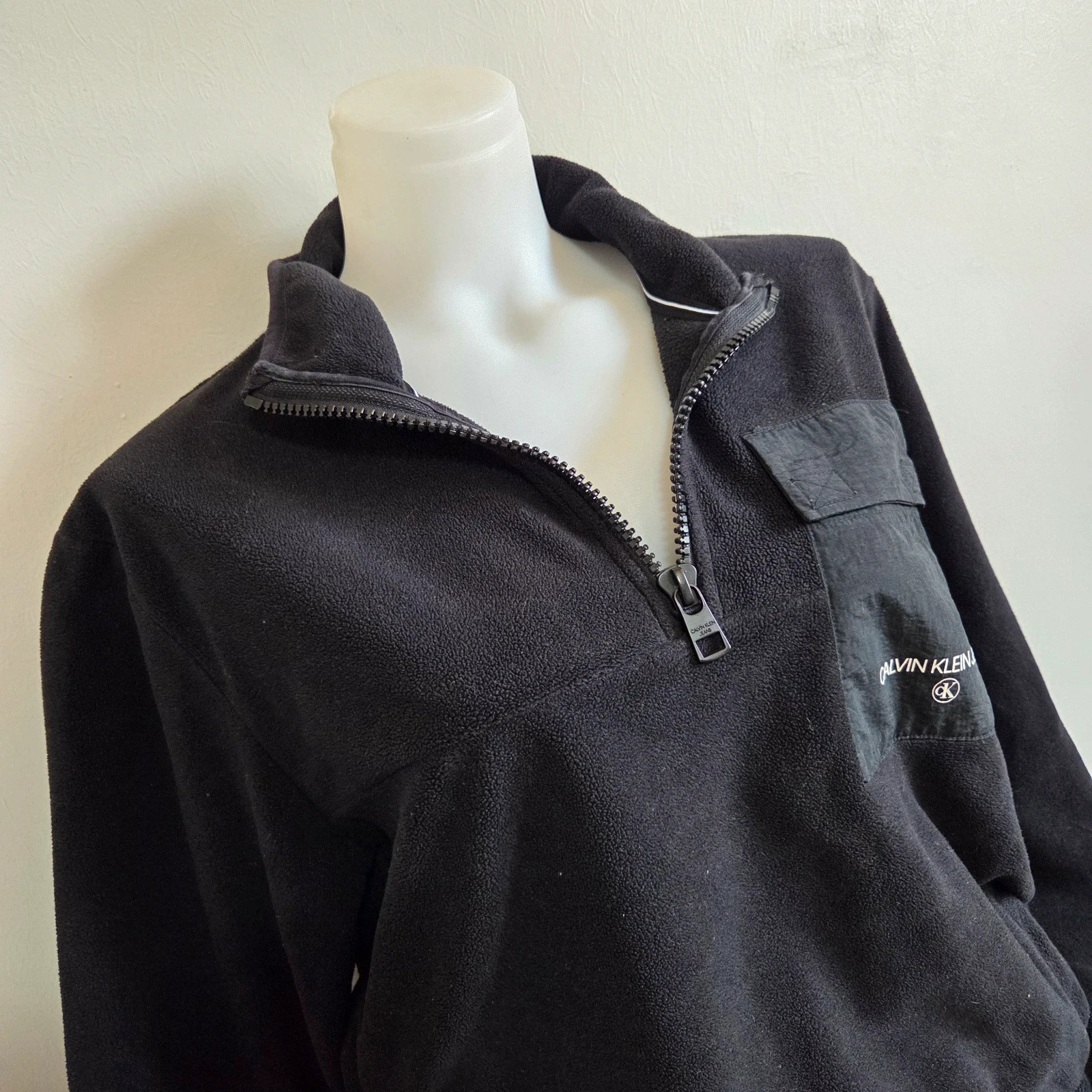 Pull sweat woody col zippé Calvin klein jeans taille M – Calvin Klein – taille M 4