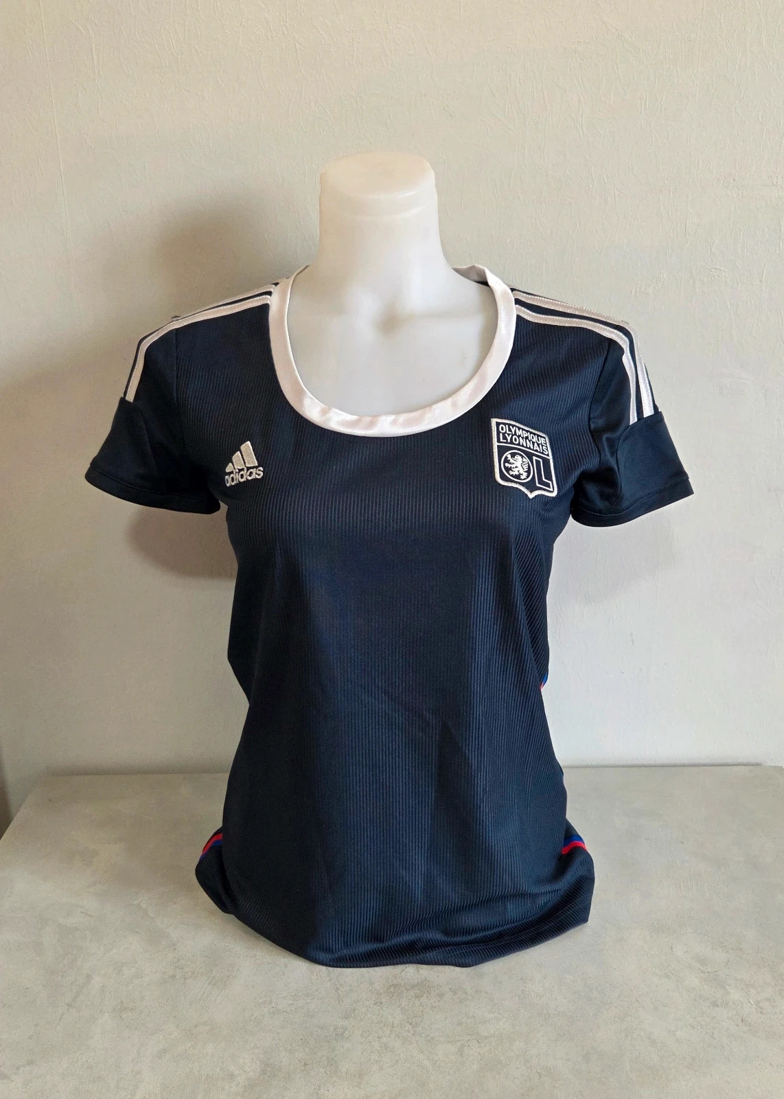 T-shirt maillot foot football adidas olympique lyonnais femme taille S