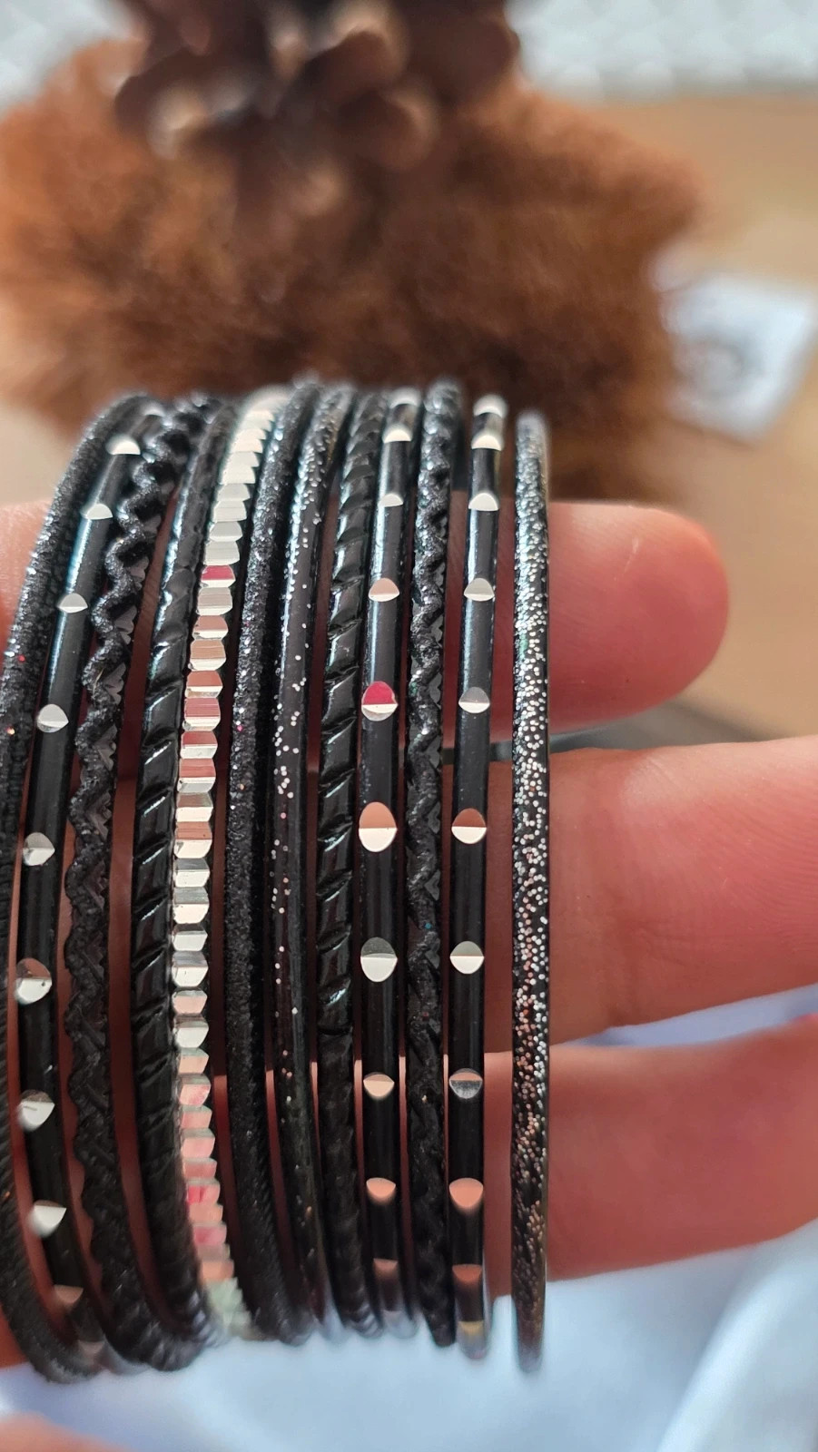 12 pulseras rígidas tipo brazalete (bangles) – Accessories 2