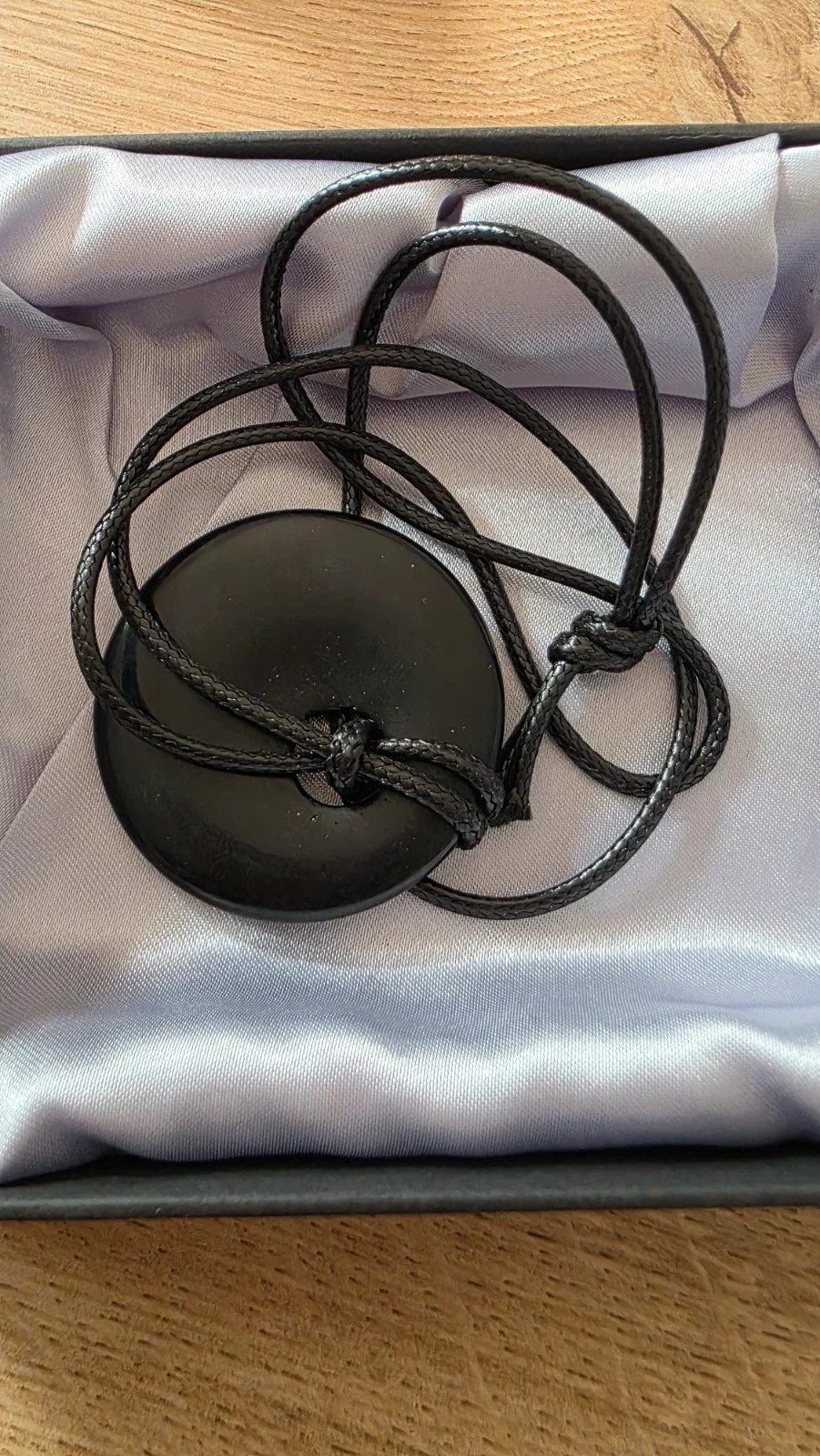 Colgante Amuleto de Obsidiana Negra Natural - Disco Pi / Dona – Hecho a Mano 5