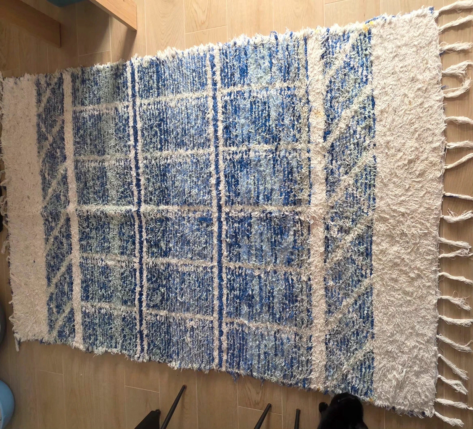 Jarapa grande azul y blanca 137x210 cm · estilo boho 4