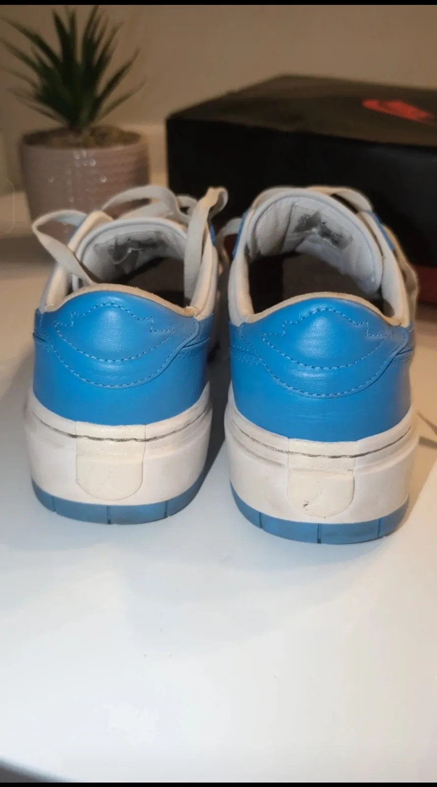 Nike Air Jordan 1 Low bleu blanc 4