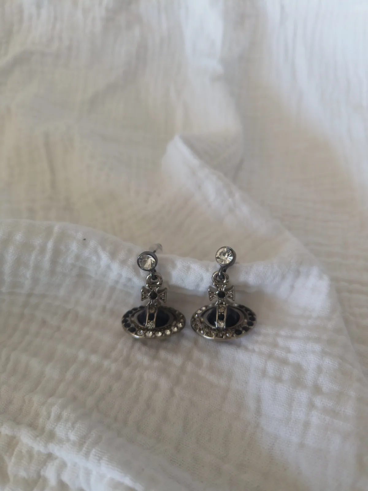 Boucles d'oreilles Viviane Westwood neuve – Vivienne Westwood 3
