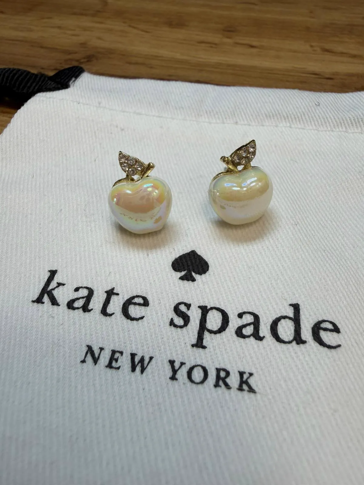 Boucles d'oreilles Kate Spade pomme nacrée – kate spade – taille Taille unique 2
