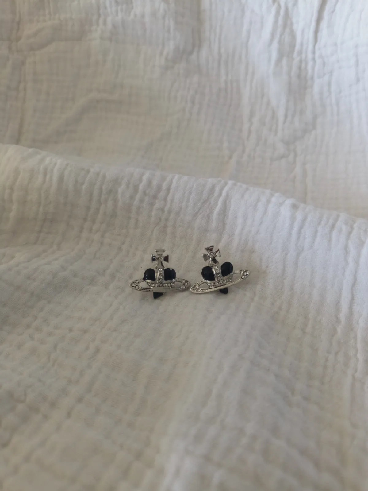Boucles d'oreilles Vivienne Westwood neuve – Vivienne Westwood 2
