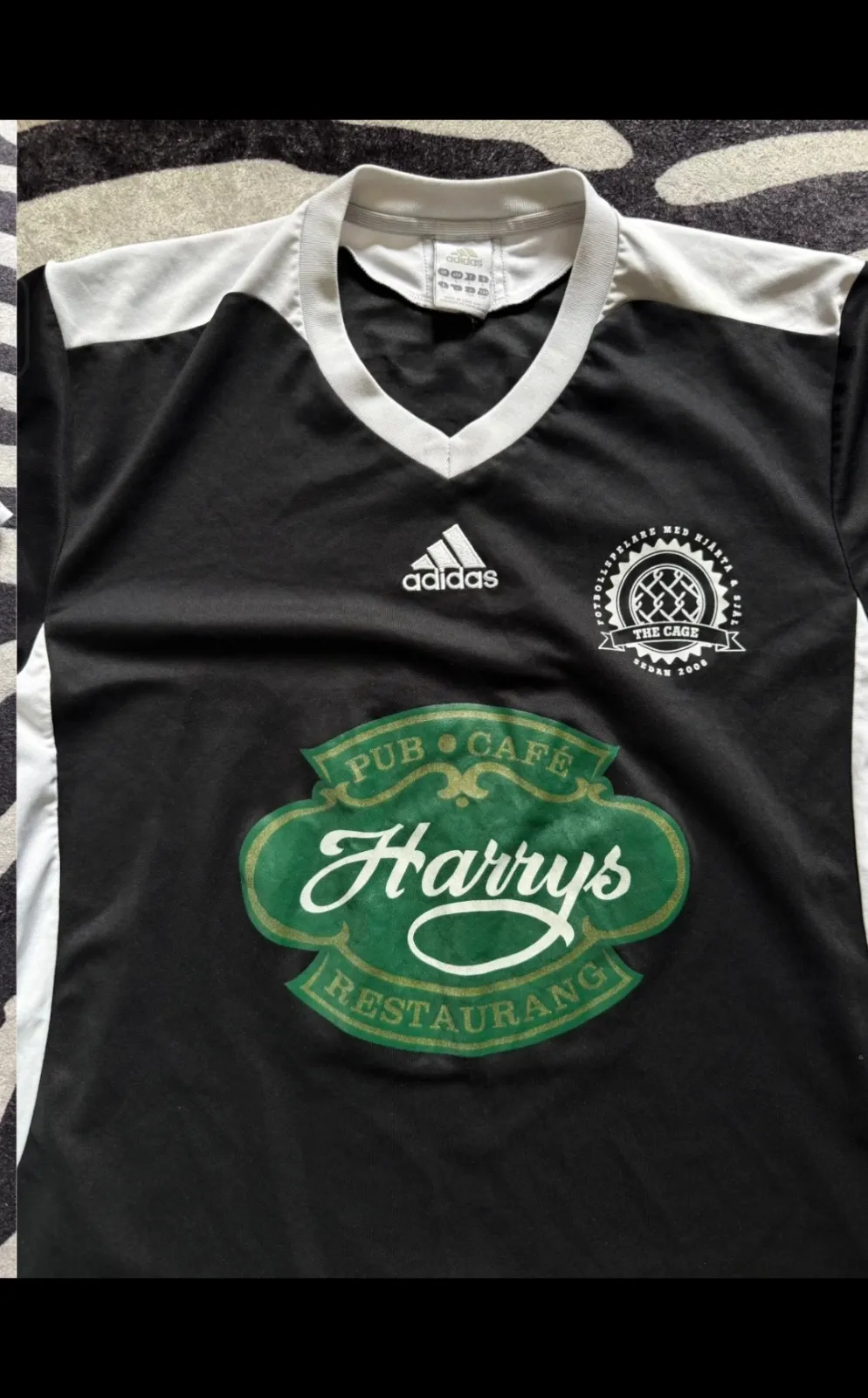 Adidas T-shirt noir Harrys 3