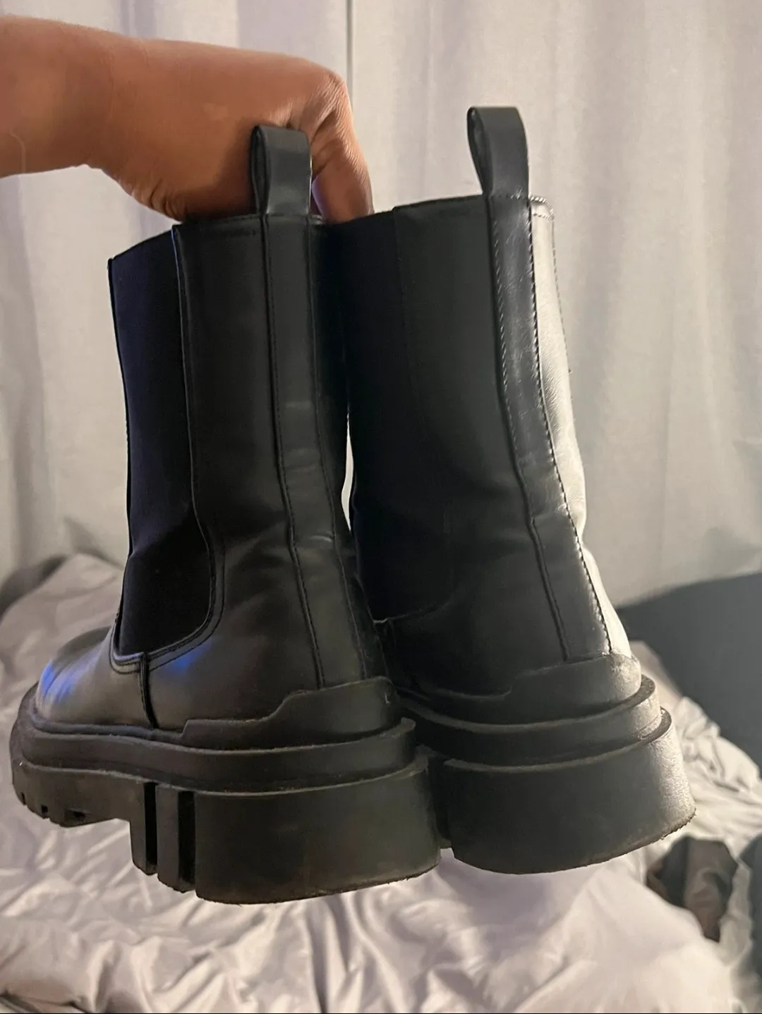 Black Leather Chelsea Boots Platform 2