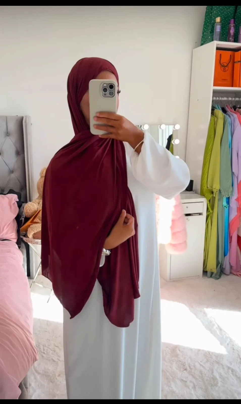 Hijab bordeaux fluide et léger