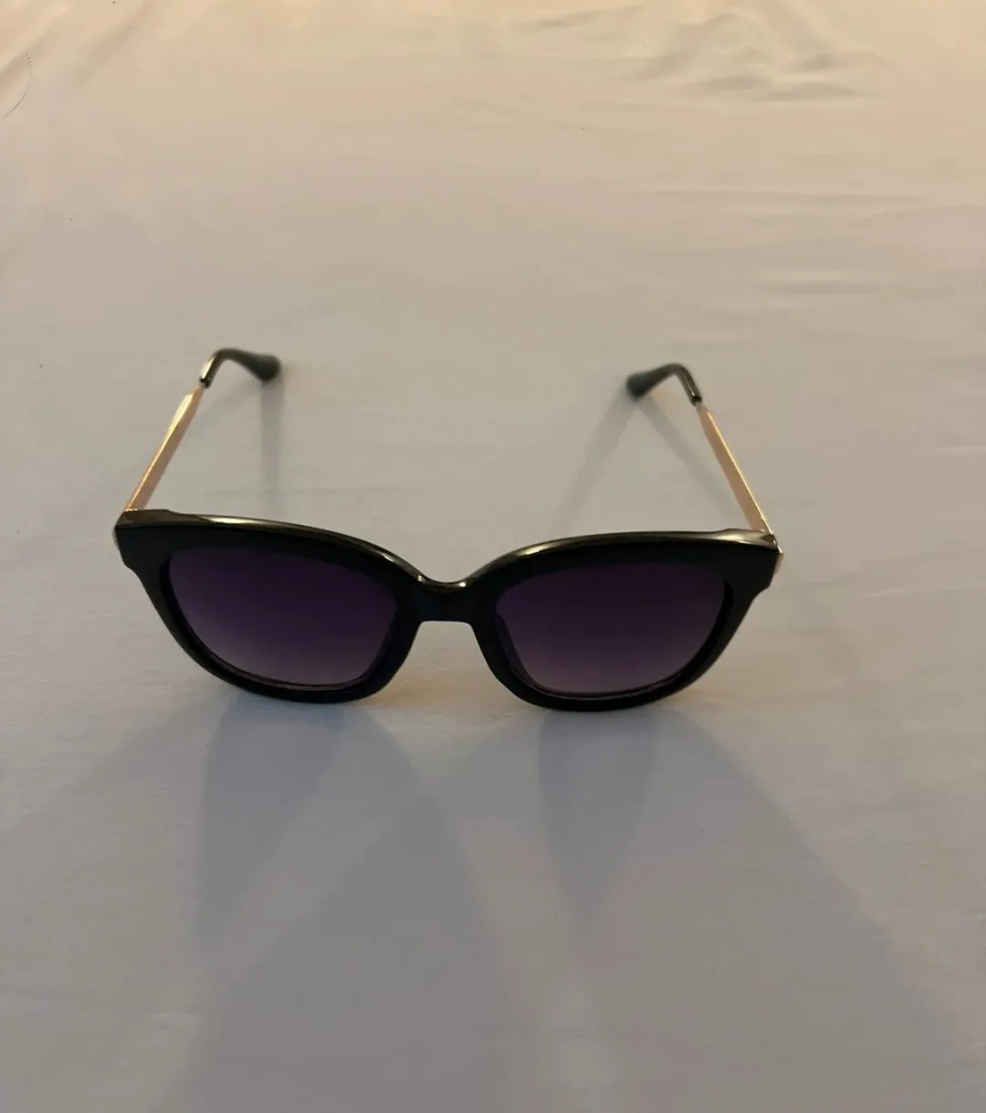 Lunettes de soleil noires verres teintés H&M 2