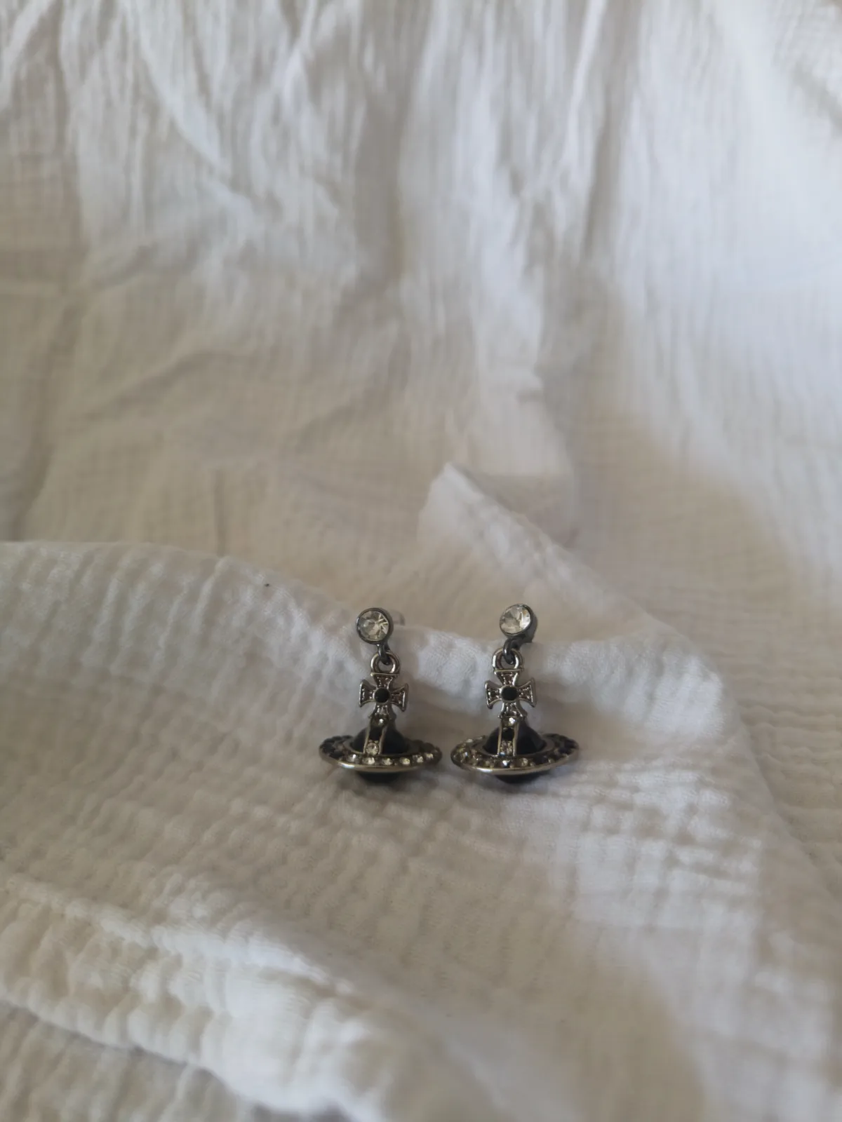 Boucles d'oreilles Viviane Westwood neuve – Vivienne Westwood 4