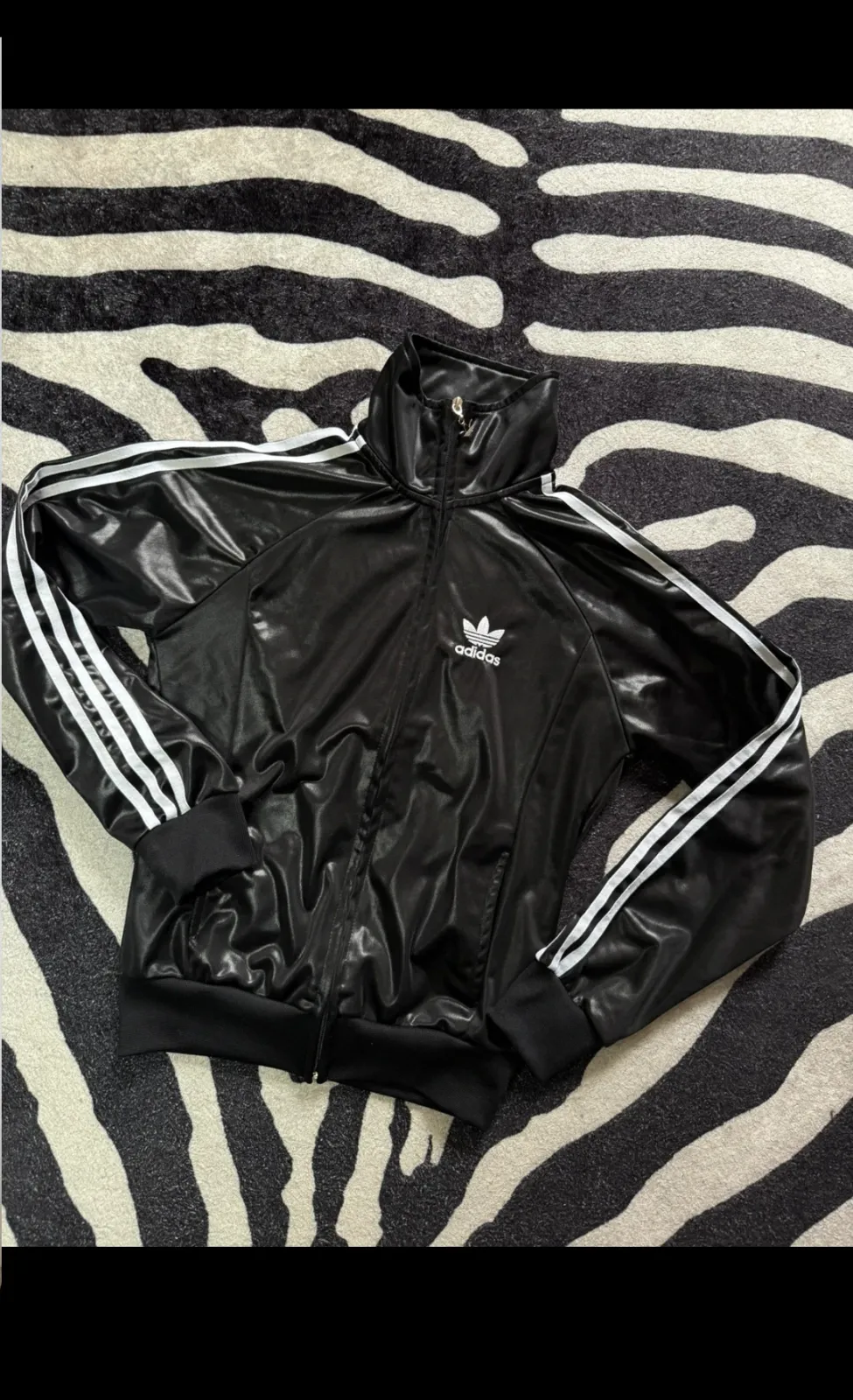 Adidas Veste de survêtement noire trois bandes 2
