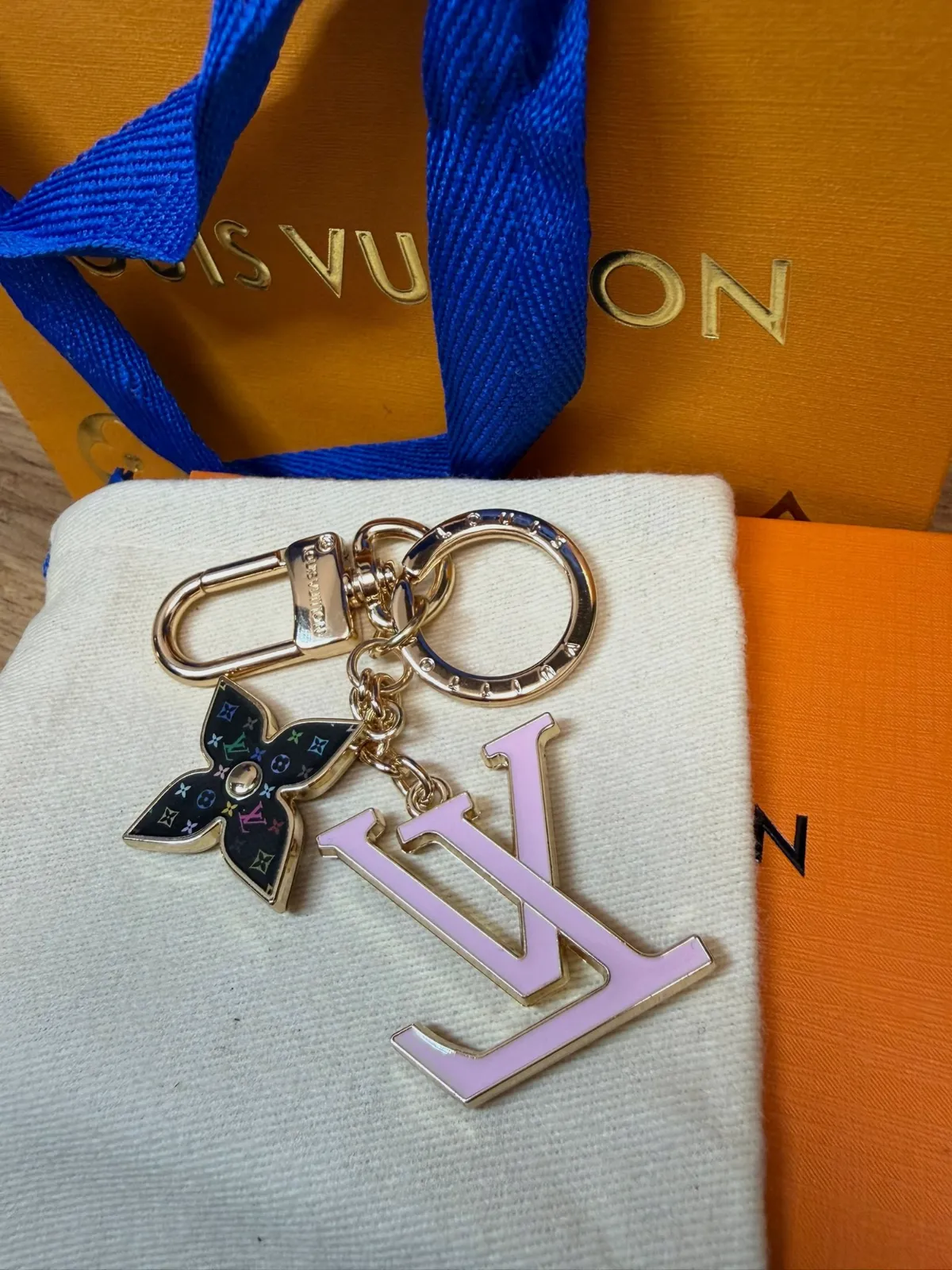 Bijou de sac Louis Vuitton Porte-clés Monogram – Louis Vuitton – taille Taille unique 4