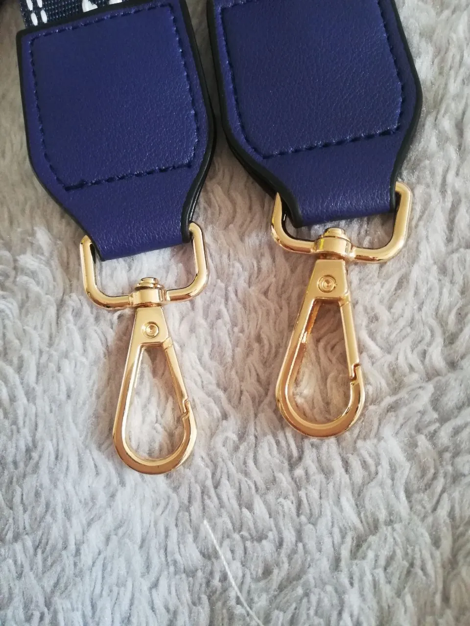 Sangle de sac motif géométrique bleu blanc 4