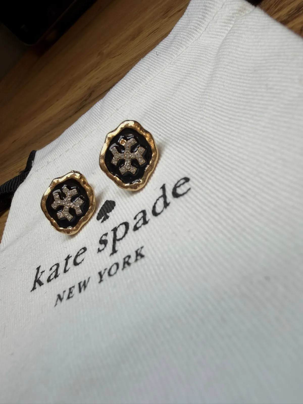 Boucles d'oreilles Kate Spade dorées et noires – kate spade – taille Taille unique 3