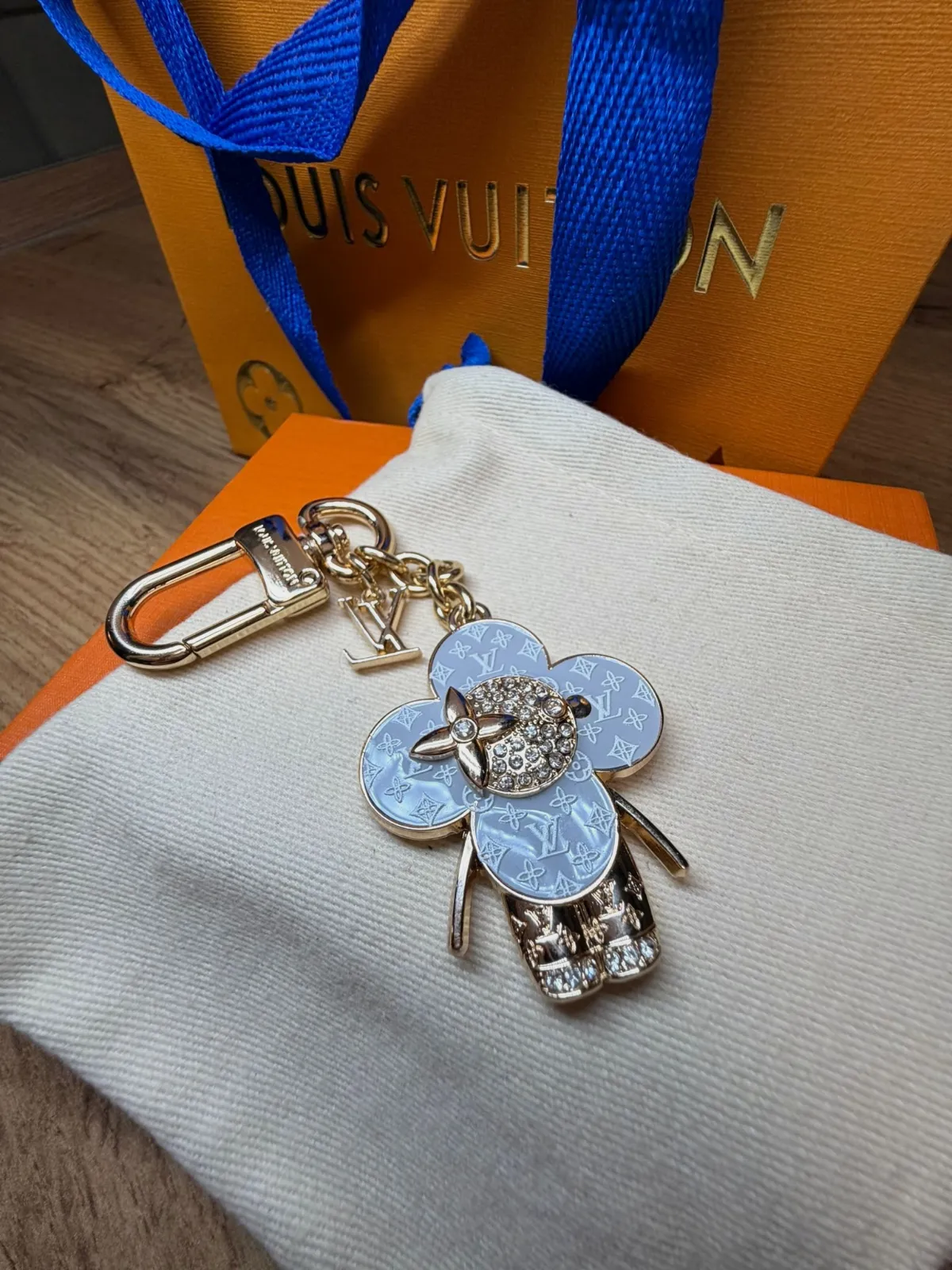 Bijou de sac Louis Vuitton Vivienne – Louis Vuitton – taille Taille unique 7