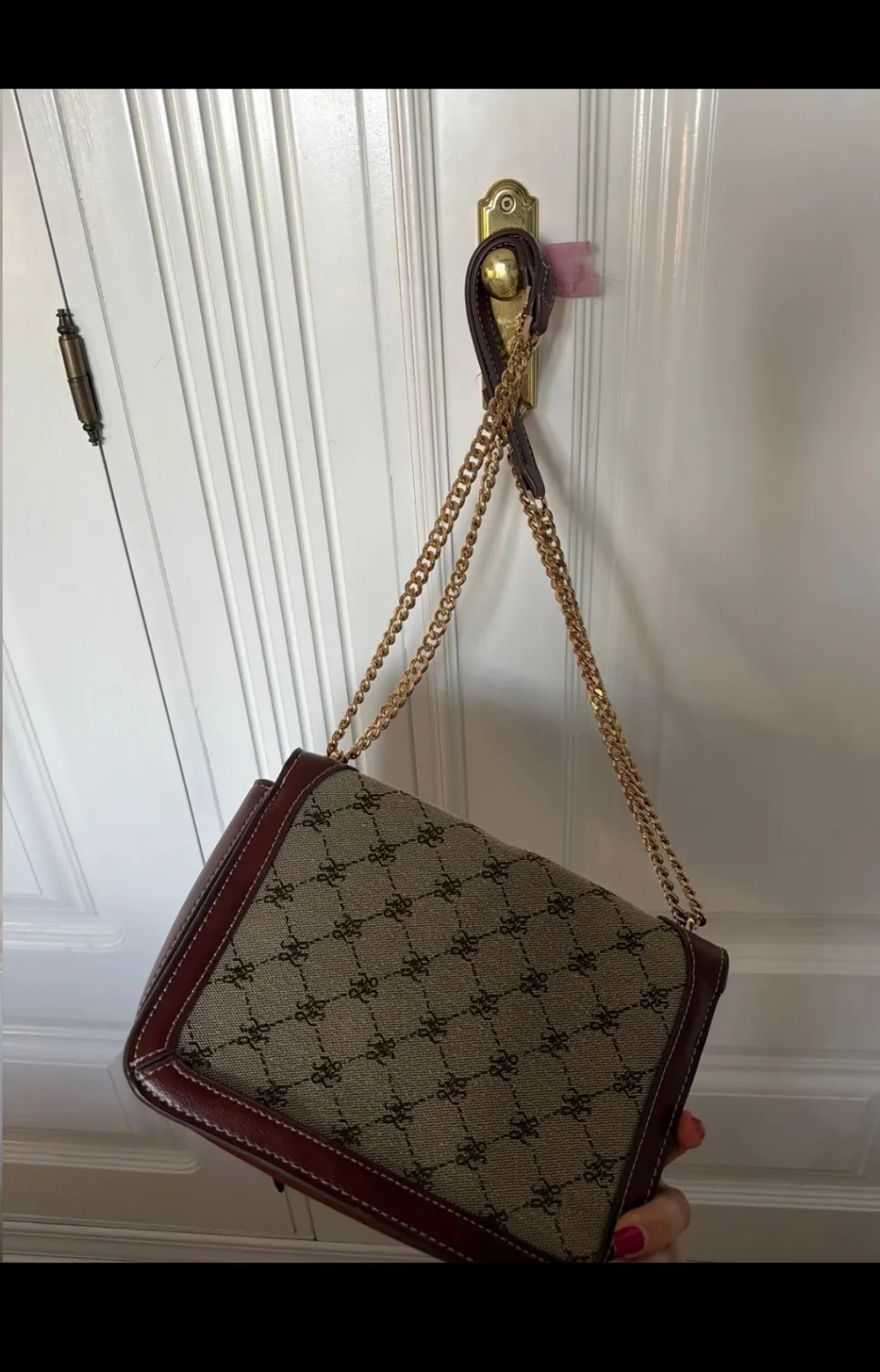 Sac à main chaîne motif monogramme bordeaux 6
