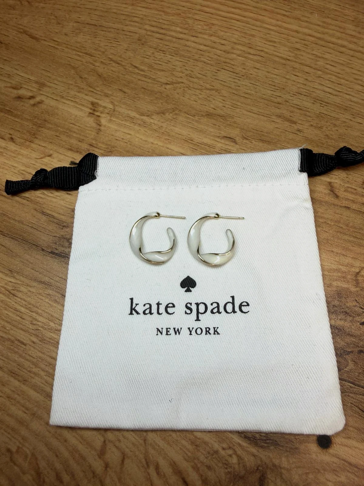 Boucles d'oreilles créoles Kate Spade
