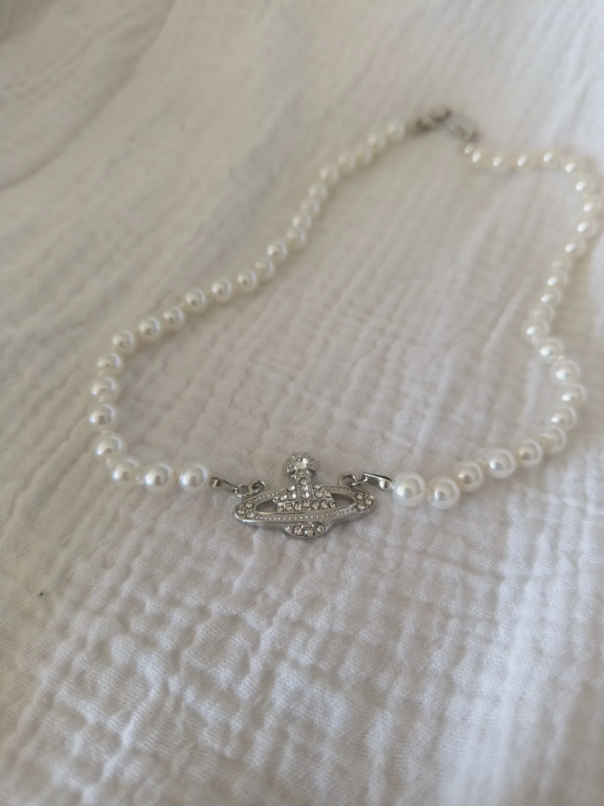 Collier Vivienne Westwood en perle 9 – Vivienne Westwood 2