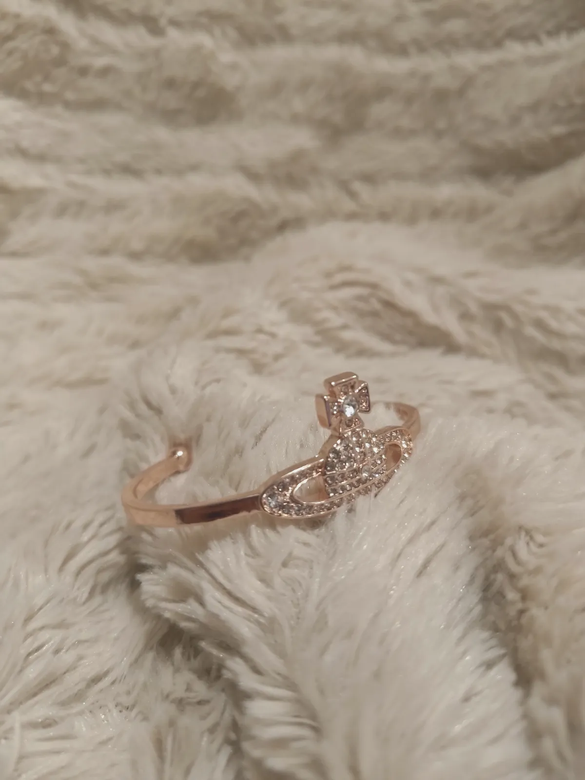 Bracelet jonc Vivienne Westwood or rose avec strass – Vivienne Westwood – taille Taille unique 5