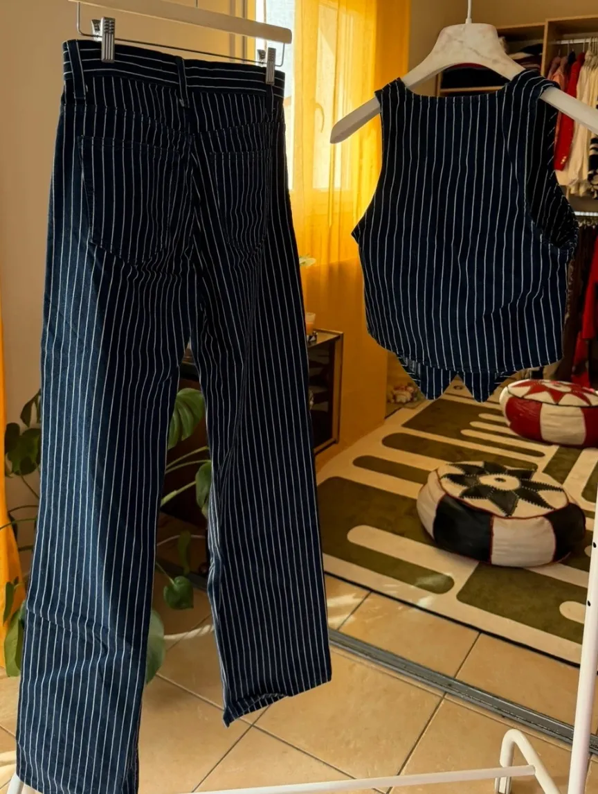 Ensemble gilet et pantalon rayés bleu marine 4