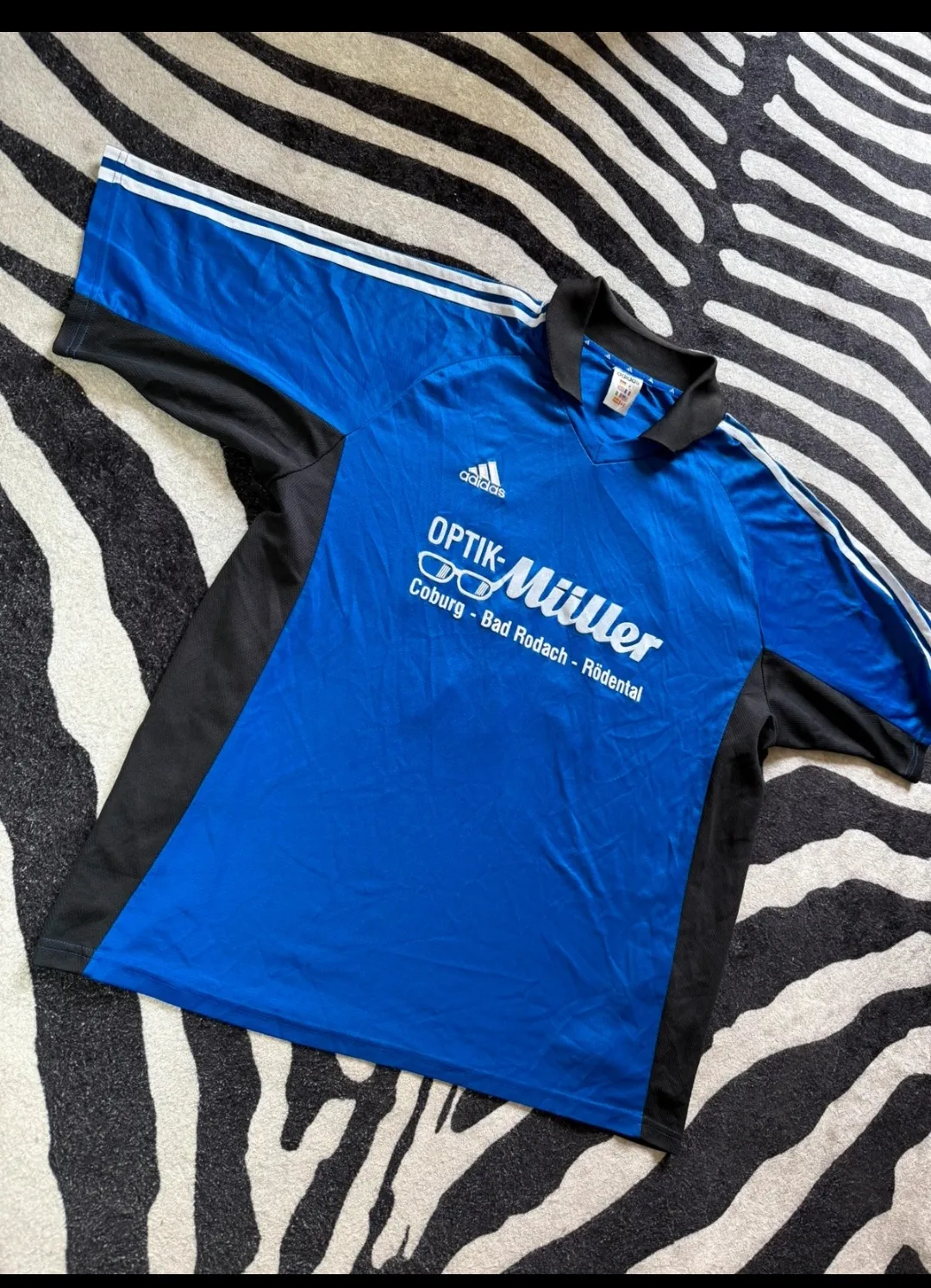 T-shirt bleu Adidas vintage oversize 4