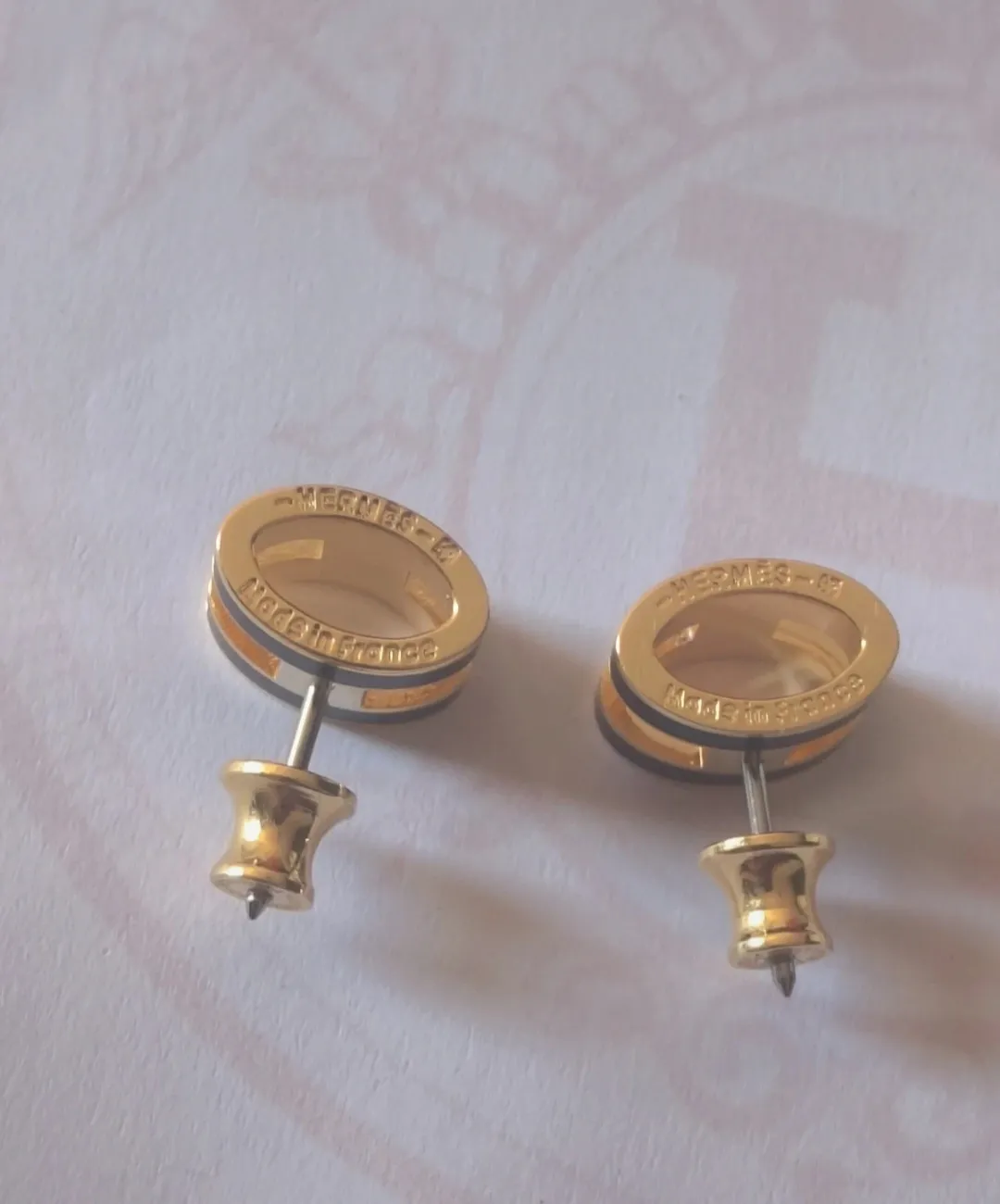 Boucles d'oreilles Hermès H dorées Pop H 9