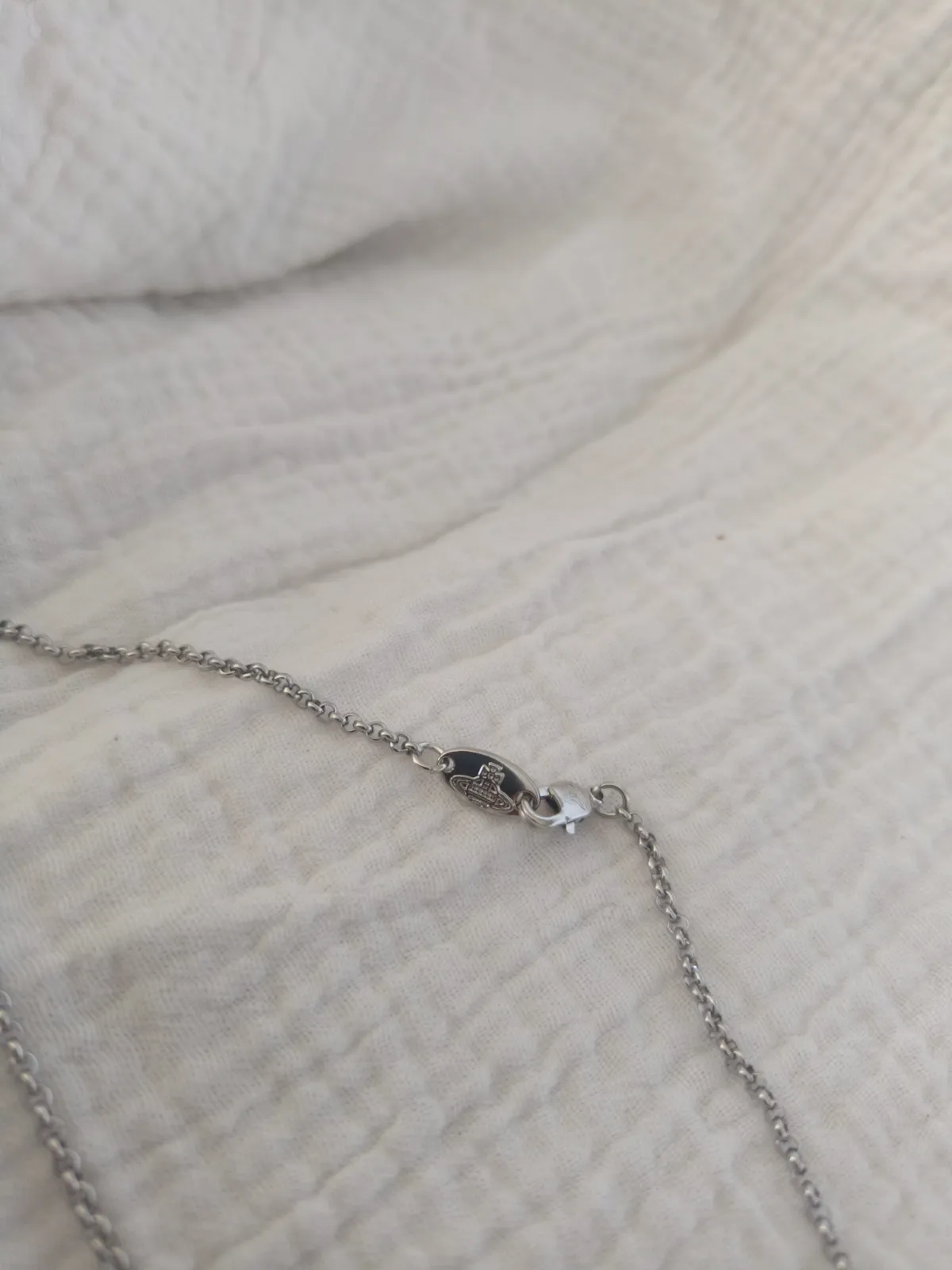 Collier Vivienne Westwood neuf en parfaite état – Vivienne Westwood 7