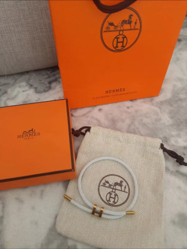 Bracelet Hermès Tournis Tresse en Cuir Blanc – Hermès 2