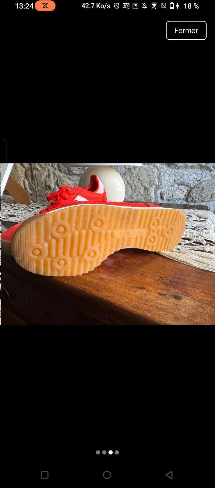 Adidas baskets rouges bandes blanches 3