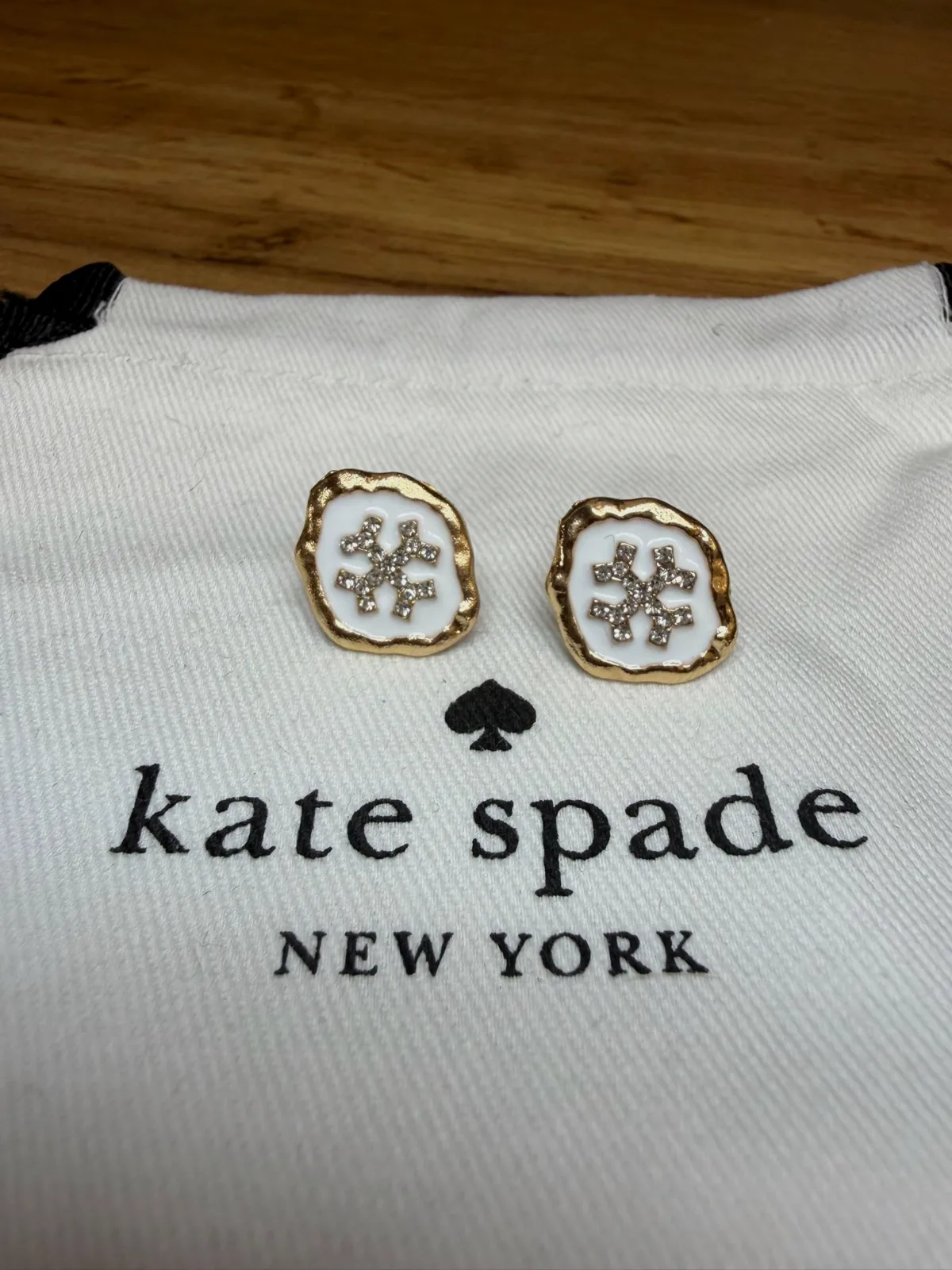 Boucles d'oreilles Kate Spade puces dorées – Kate Spade – taille Taille unique 6