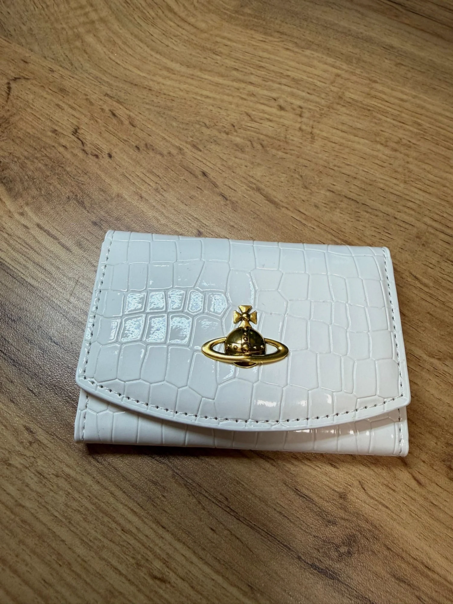 Portefeuille Vivienne Westwood blanc effet crocodile