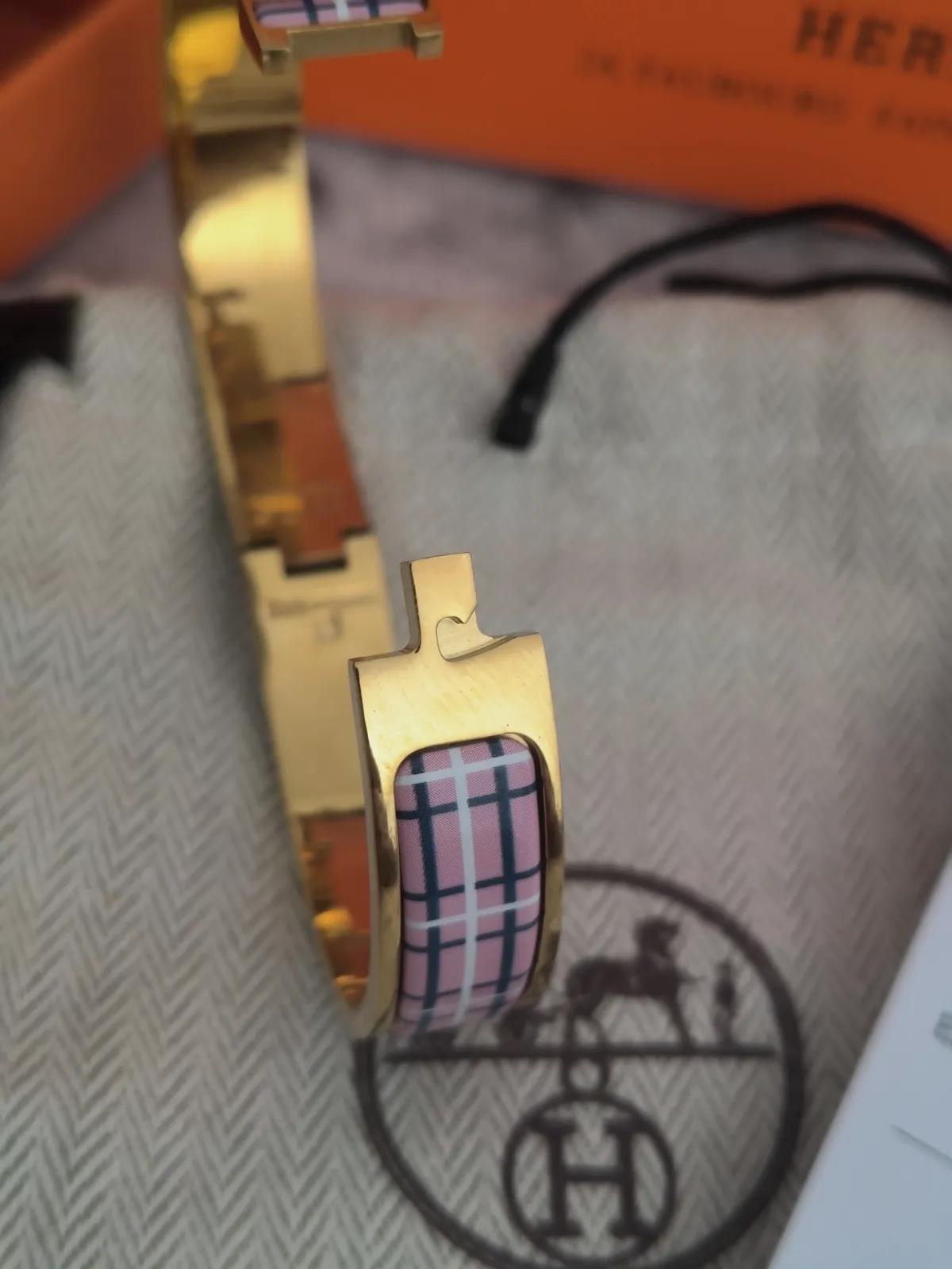 Bracelet Hermès Clic H émaillé motif carreaux – Hermès – taille Taille unique 4