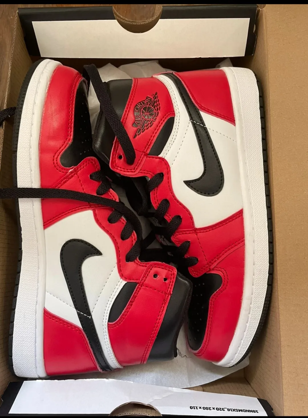 Nike Air Jordan 1 Red Black White