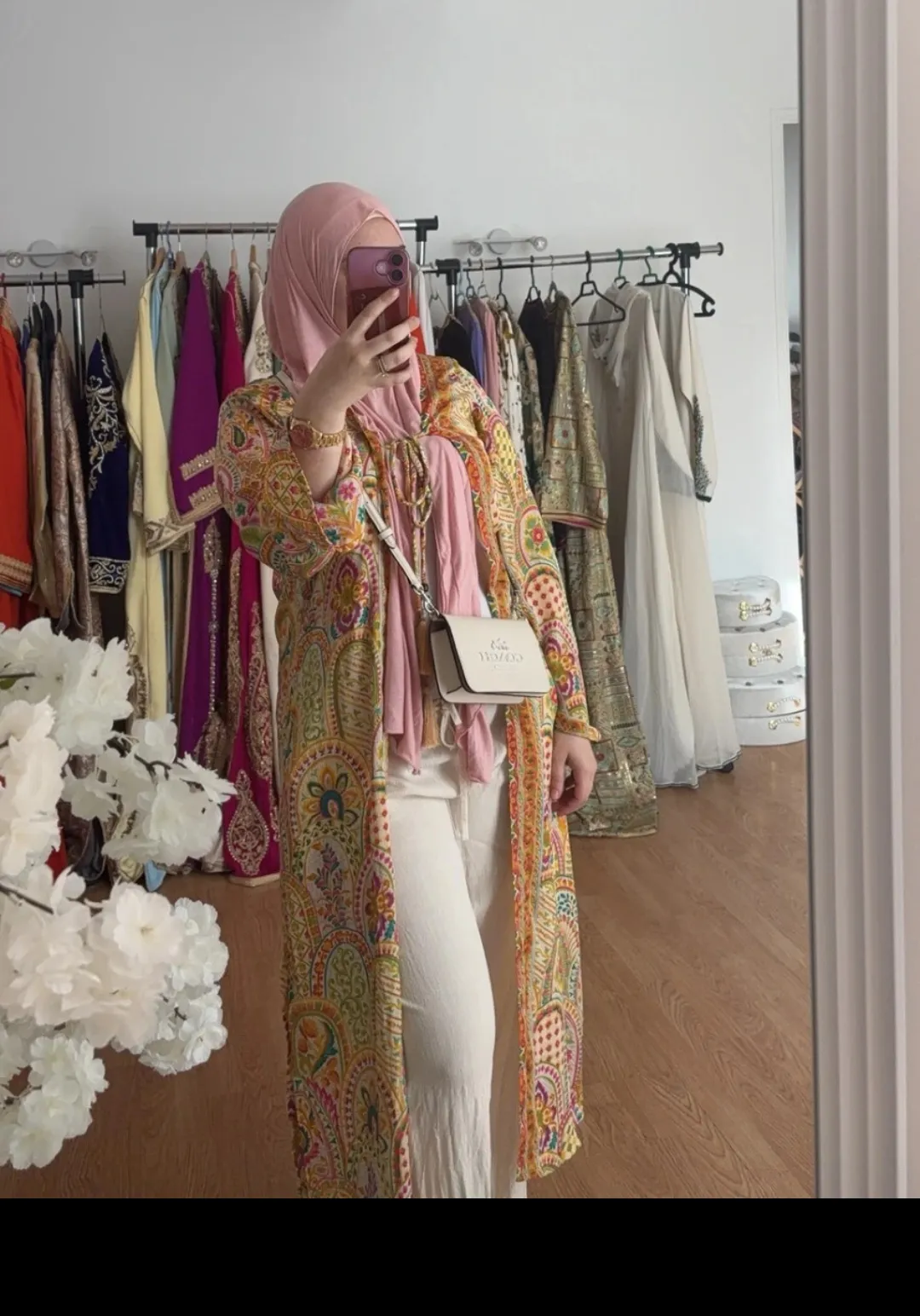 Kimono long fluide motif floral doré 2