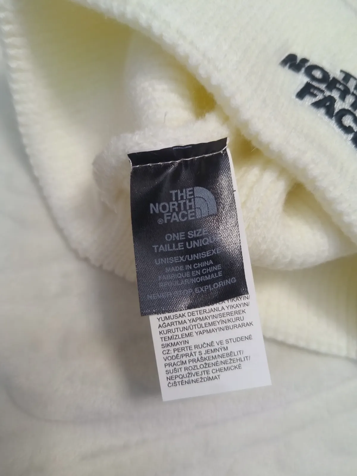 Bonnet blanc The North Face avec étiquette – The North Face – taille Taille unique 6