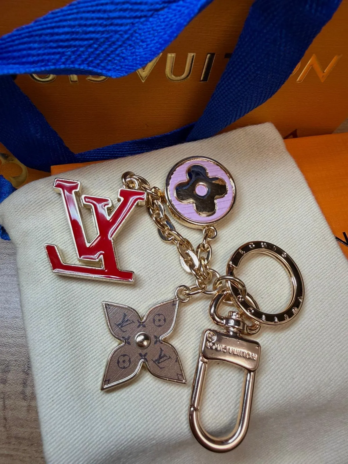 Bijou de sac porte-clés Louis Vuitton – Louis Vuitton – taille Taille unique 4