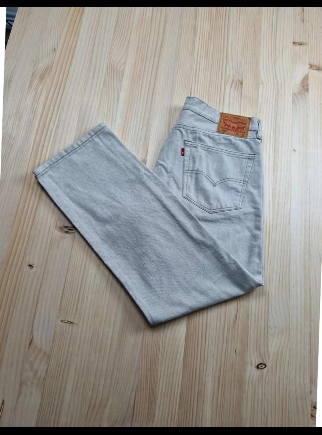 Jean Levi's gris clair